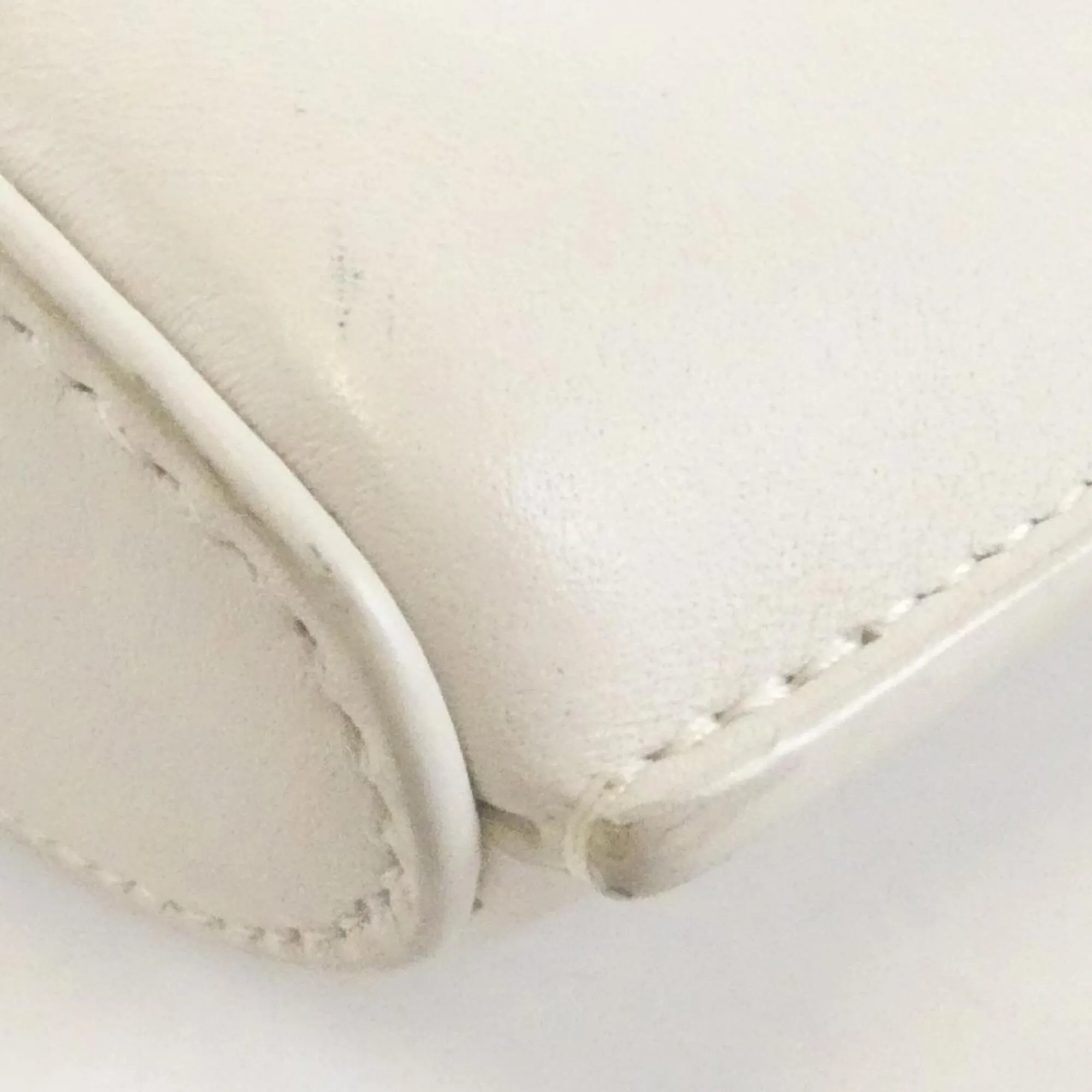Leather Shoulder Bag (Pre-Owned) - Loewe - Modalova