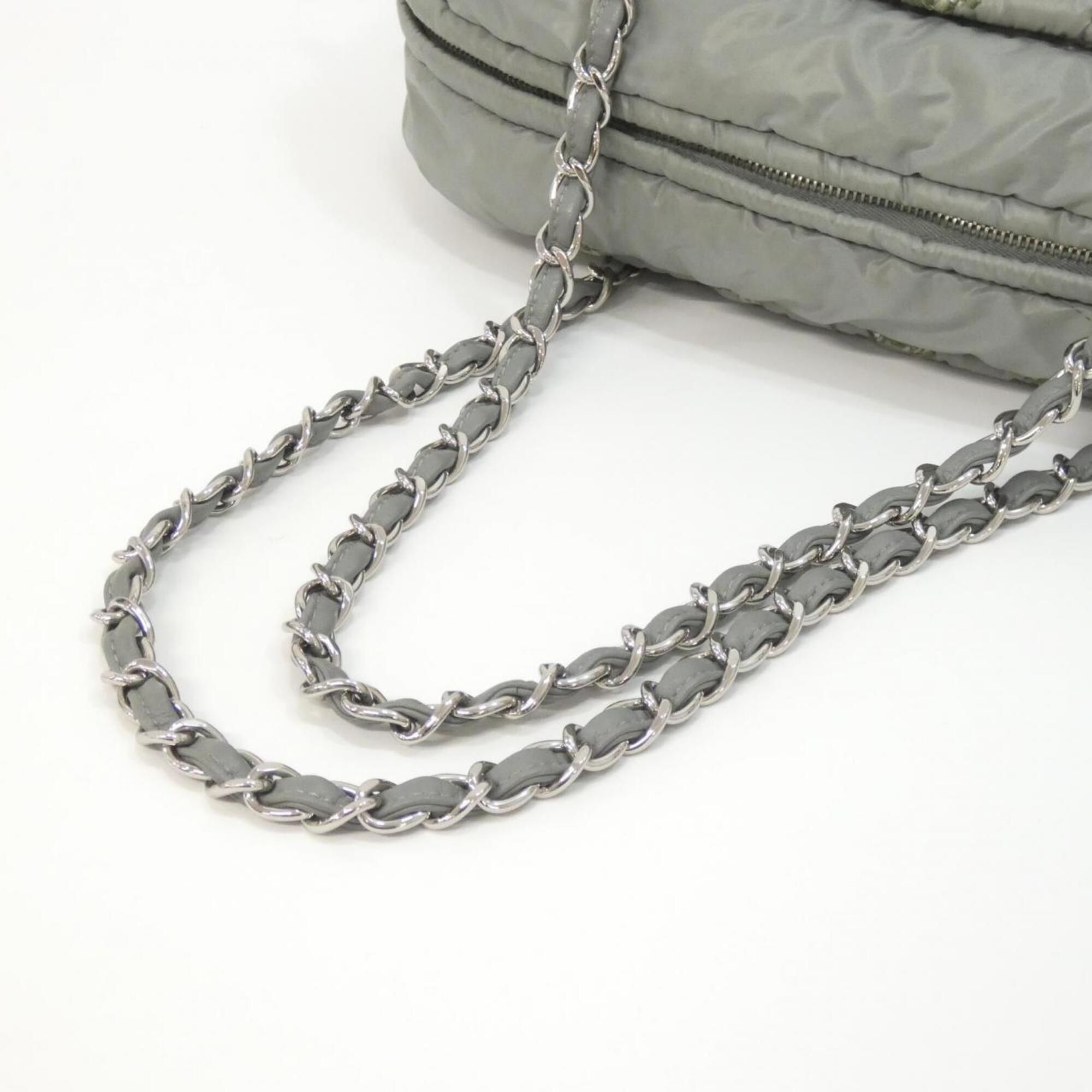 Nylon Shoulder Bag (Pre-Owned) - Chanel - Modalova