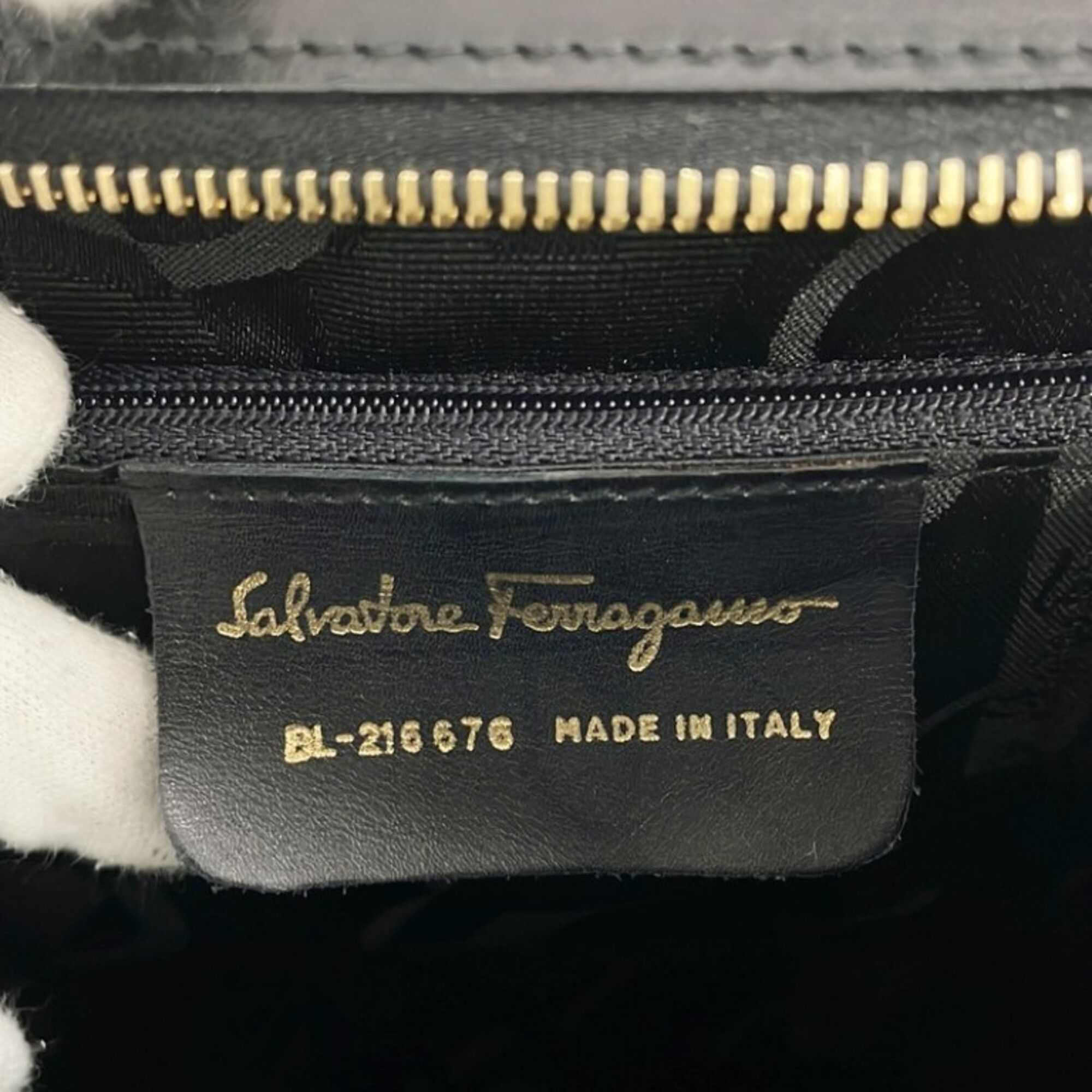 Leather Shoulder Bag (Pre-Owned) - Salvatore Ferragamo - Modalova