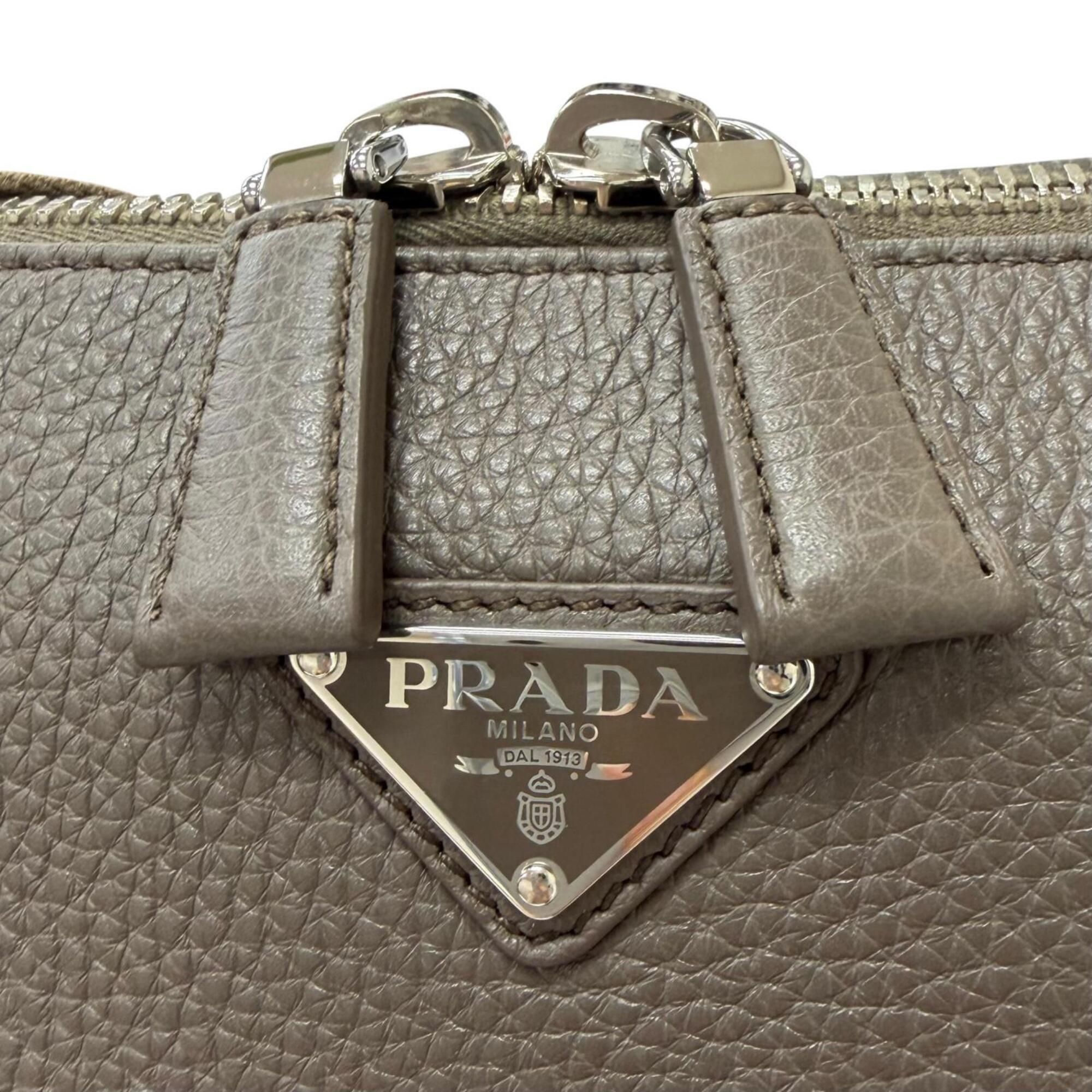 Leather Shoulder Bag (Pre-Owned) - Prada - Modalova