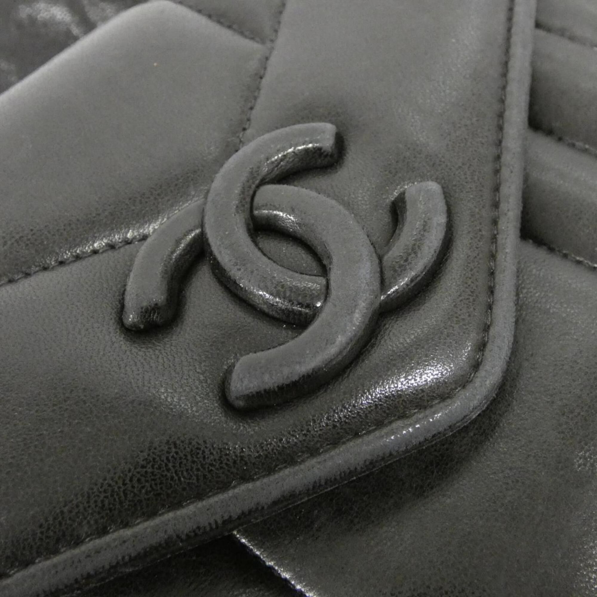 Leather Shoulder Bag (Pre-Owned) - Chanel - Modalova