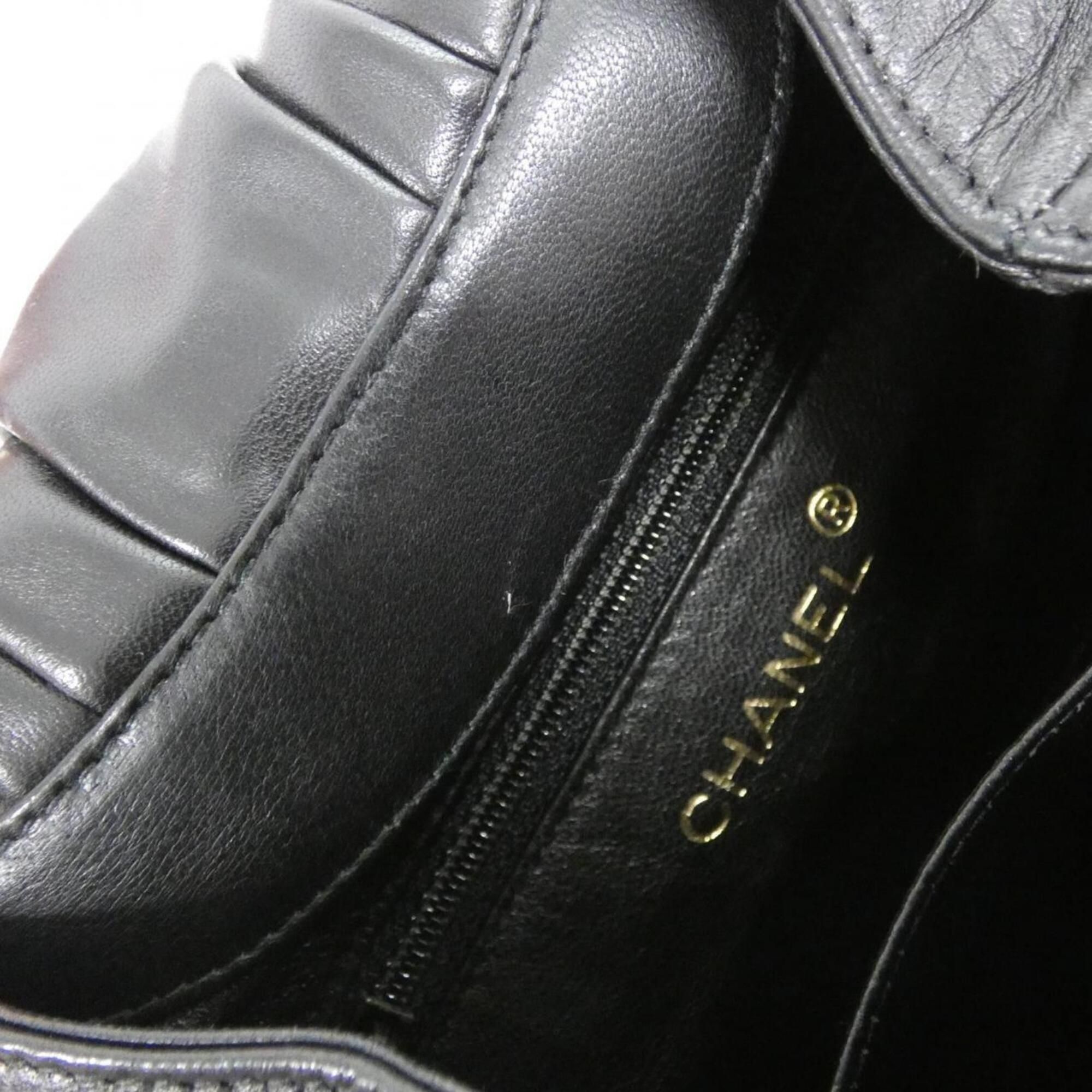 Leather Handbag (Pre-Owned) - Chanel - Modalova