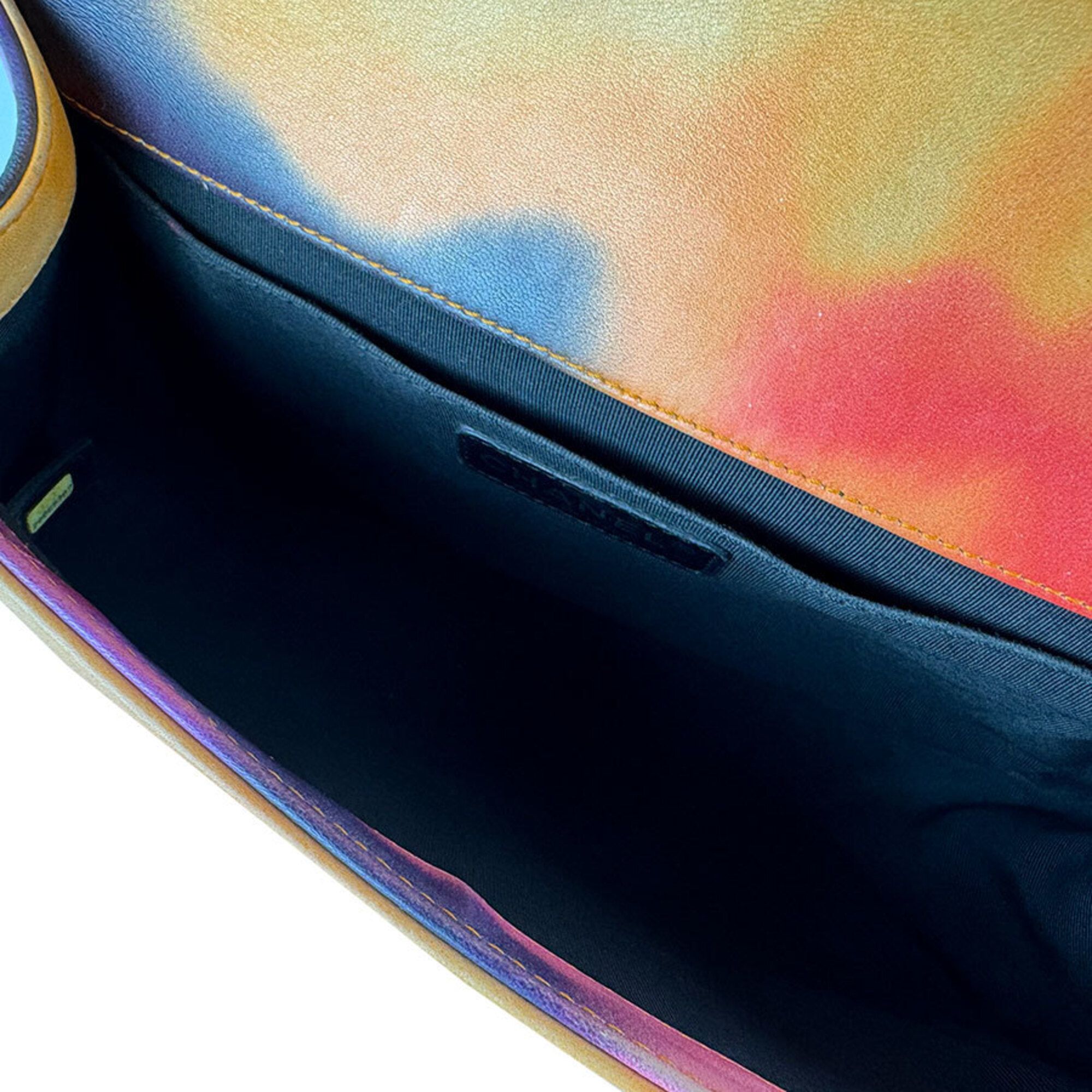 Leather Shoulder Bag (Pre-Owned) - Chanel - Modalova