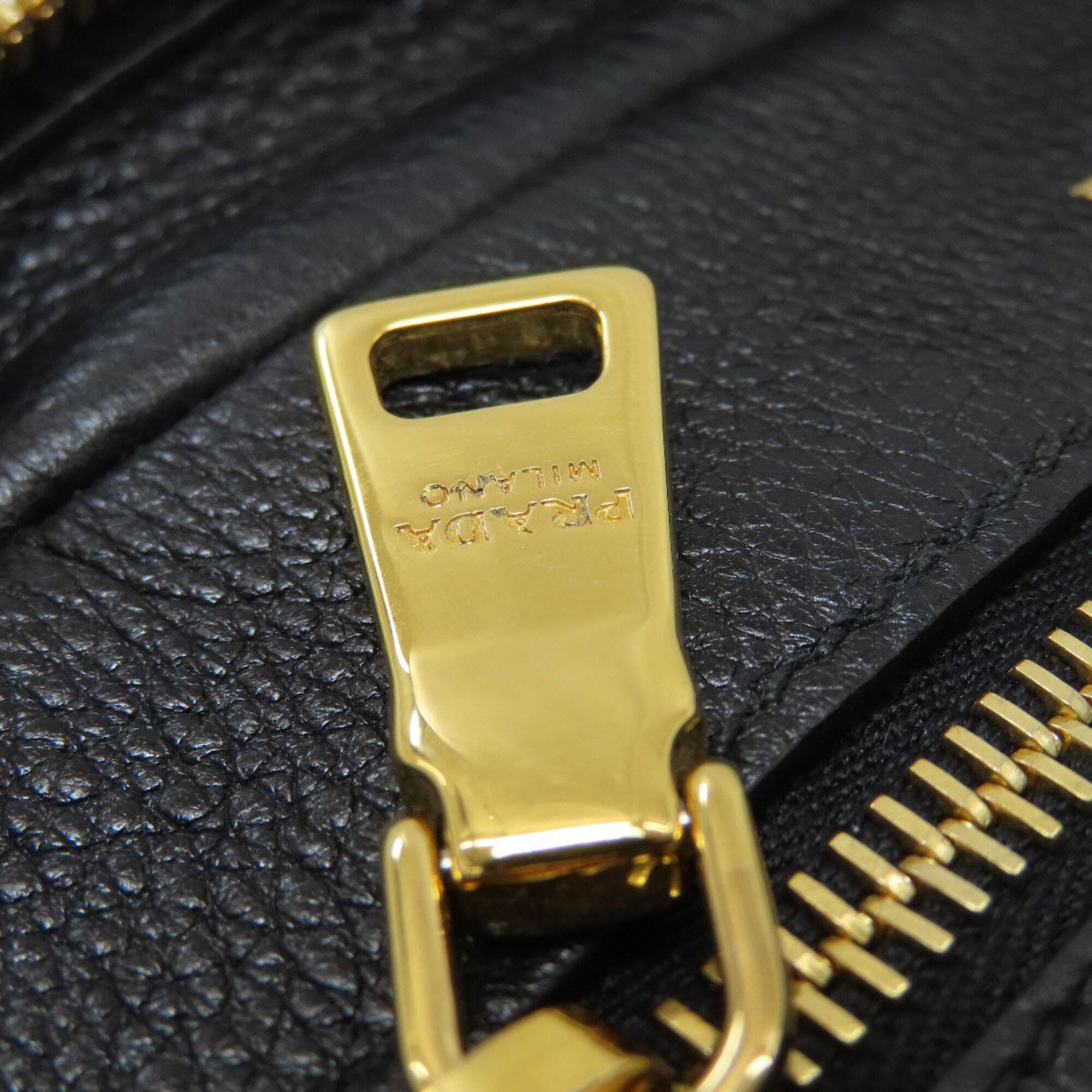 Shoulder Bag (Pre-Owned) - Prada - Modalova