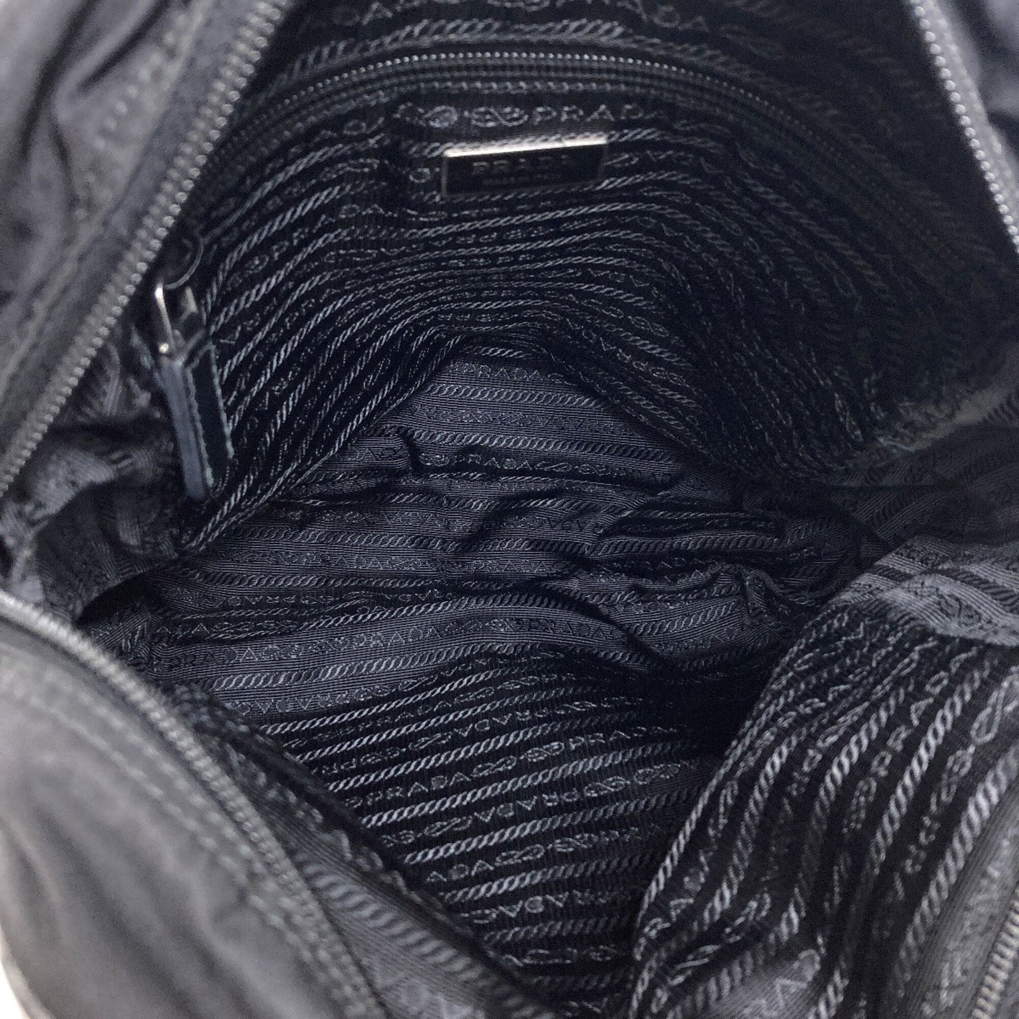 Nylon Shoulder Bag (Pre-Owned) - Prada - Modalova