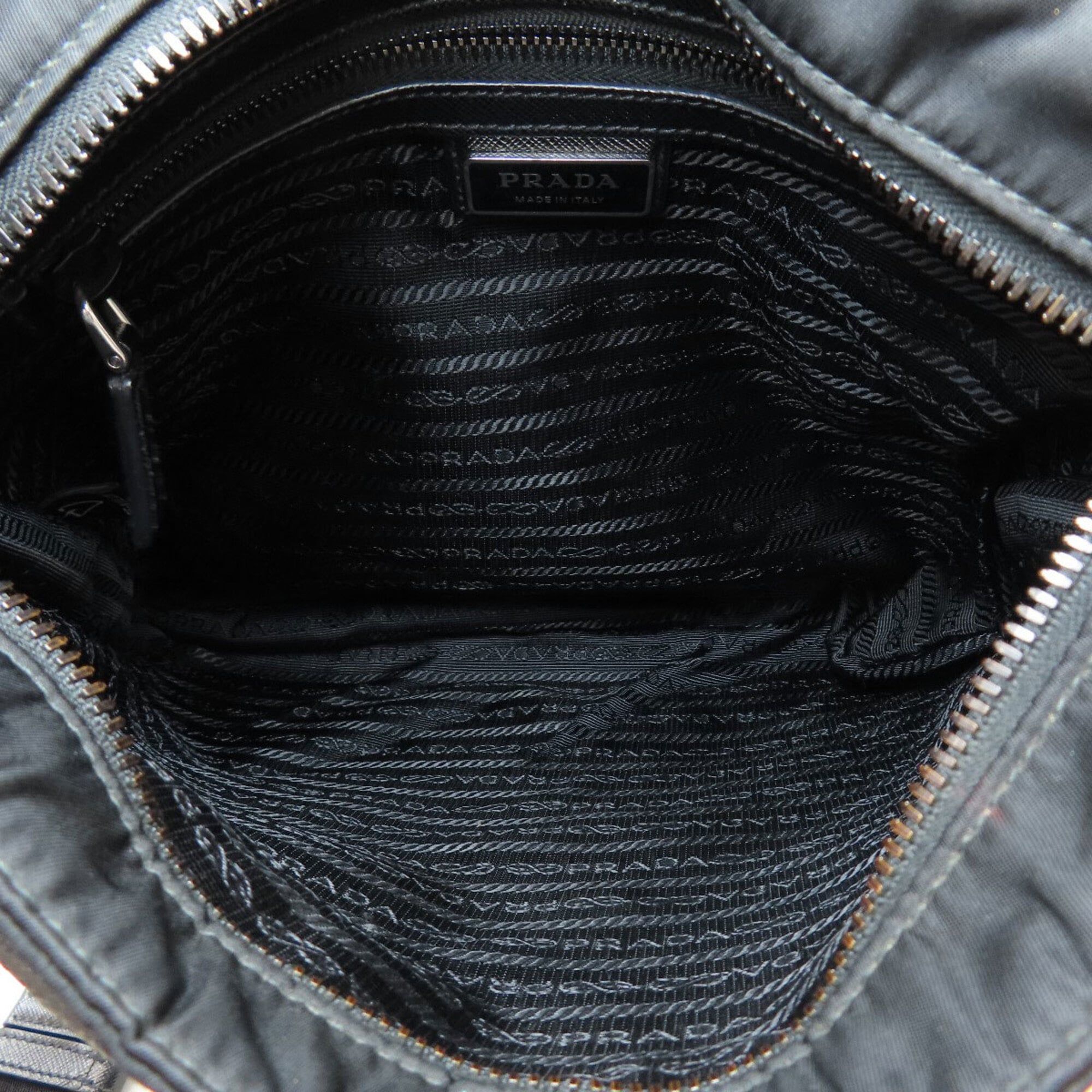 Nylon Shoulder Bag (Pre-Owned) - Prada - Modalova