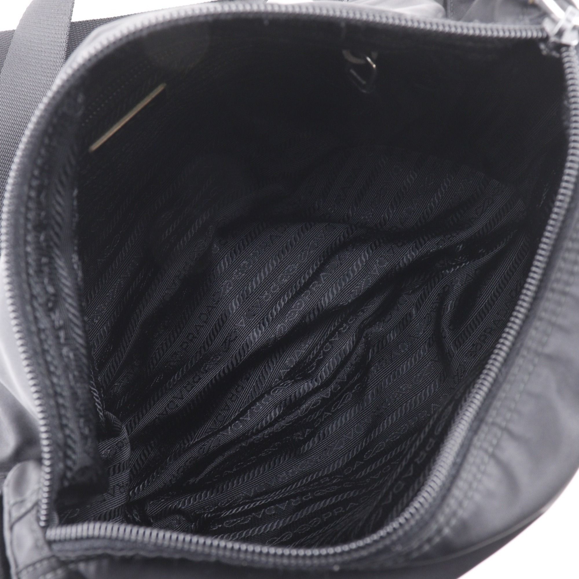 Nylon Shoulder Bag (Pre-Owned) - Prada - Modalova