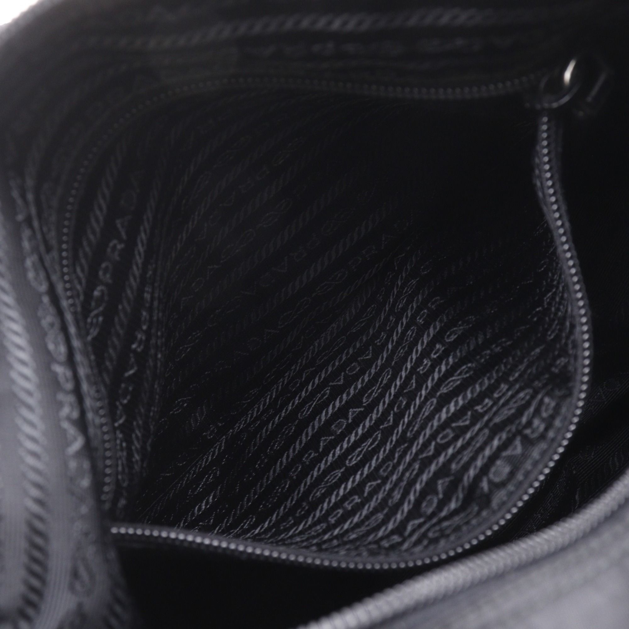 Nylon Shoulder Bag (Pre-Owned) - Prada - Modalova
