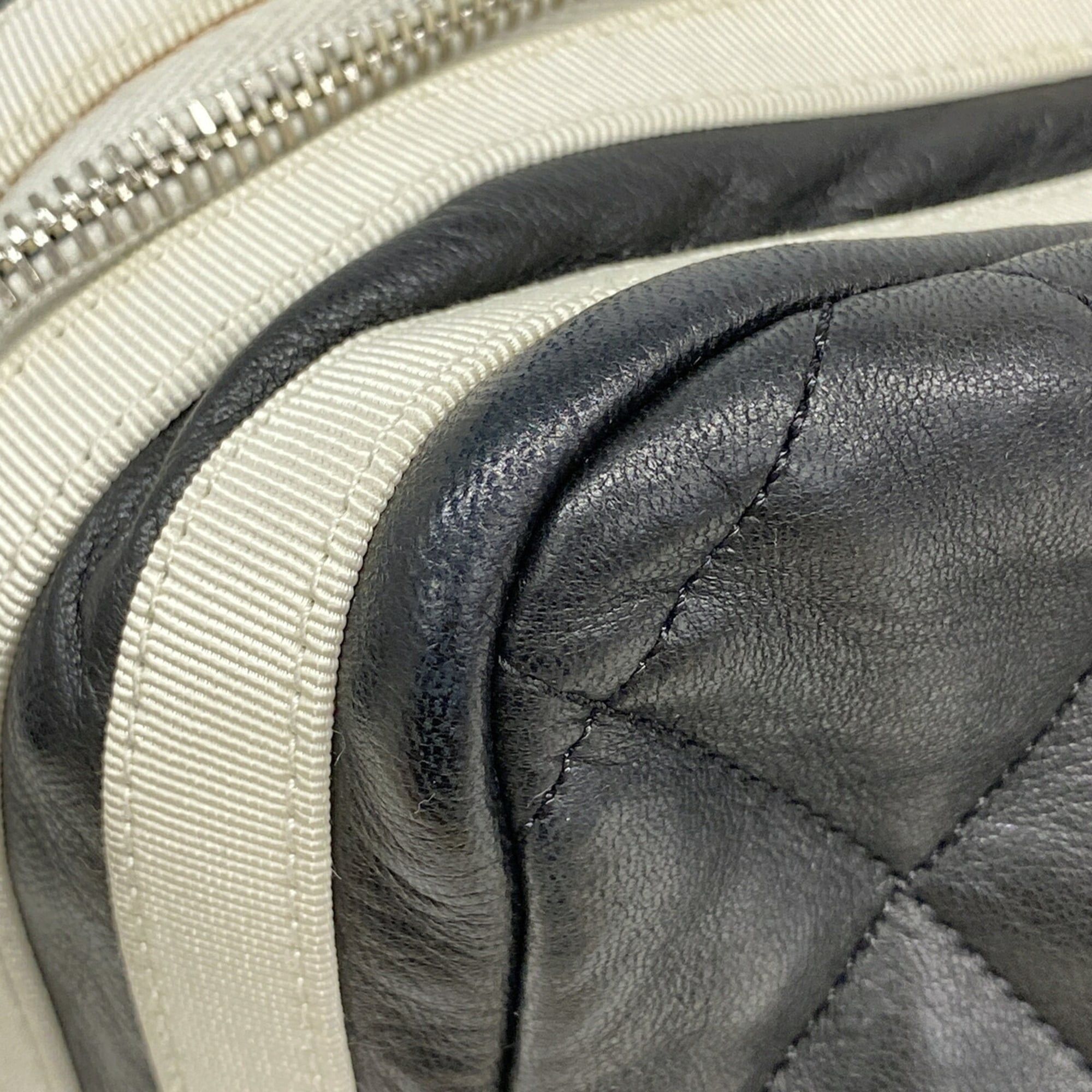 Leather Tote Bag (Pre-Owned) - Chanel - Modalova
