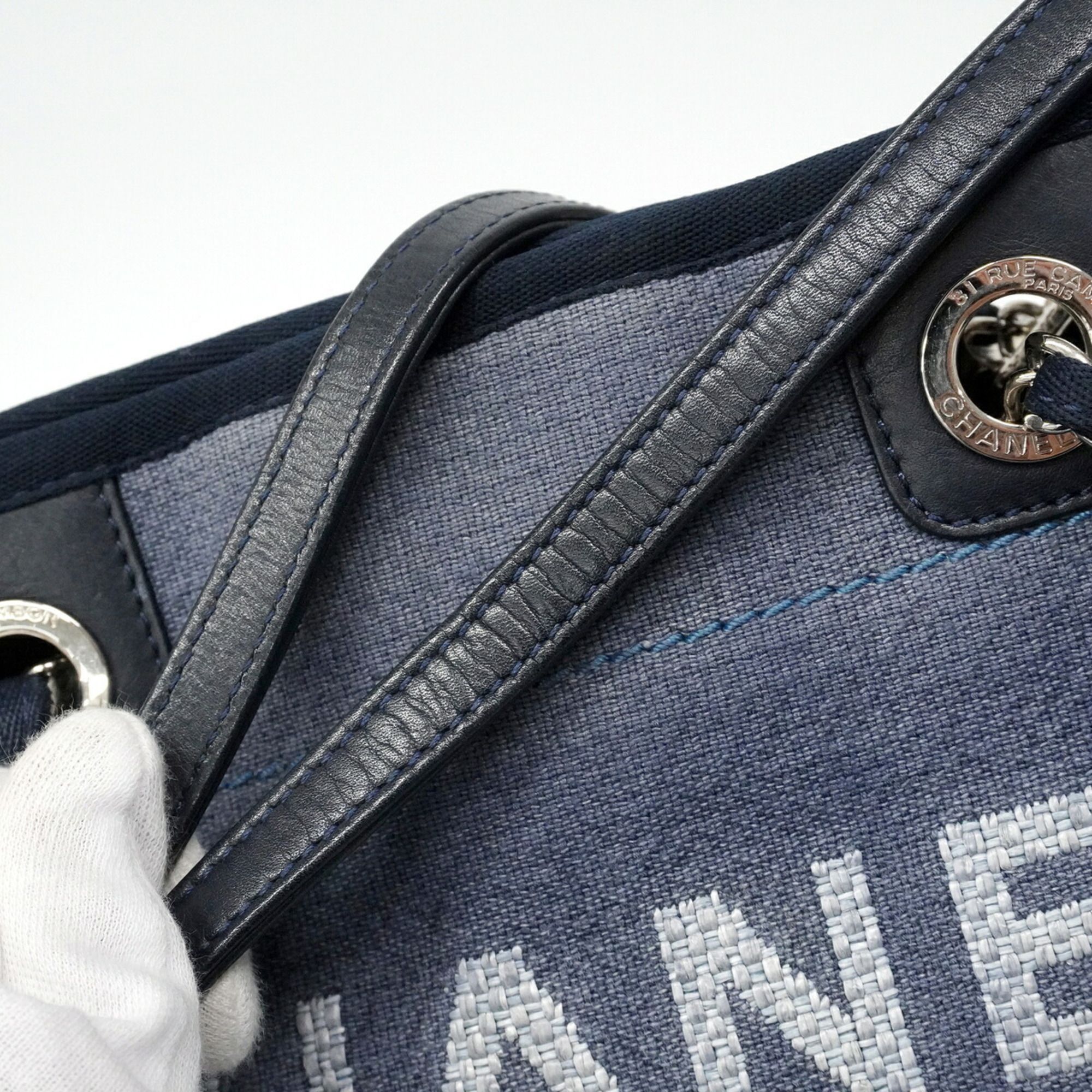 Canvas Tote Bag (Pre-Owned) - Chanel - Modalova