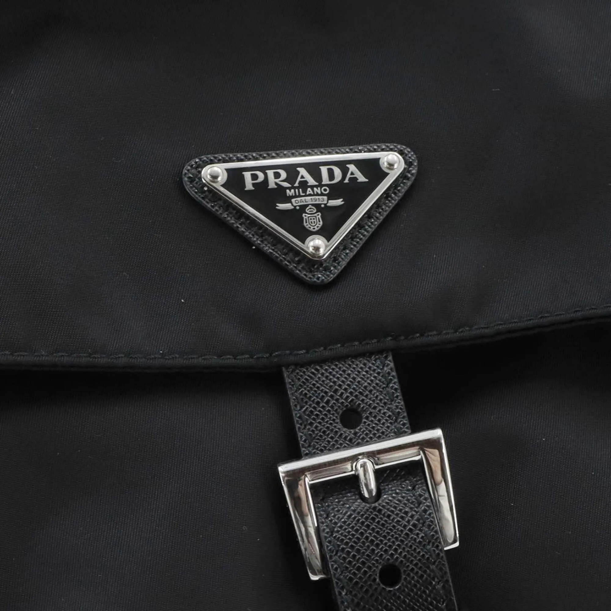 Nylon Saffiano Triangle Leather Shoulder Bag (Pre-Owned) - Prada - Modalova