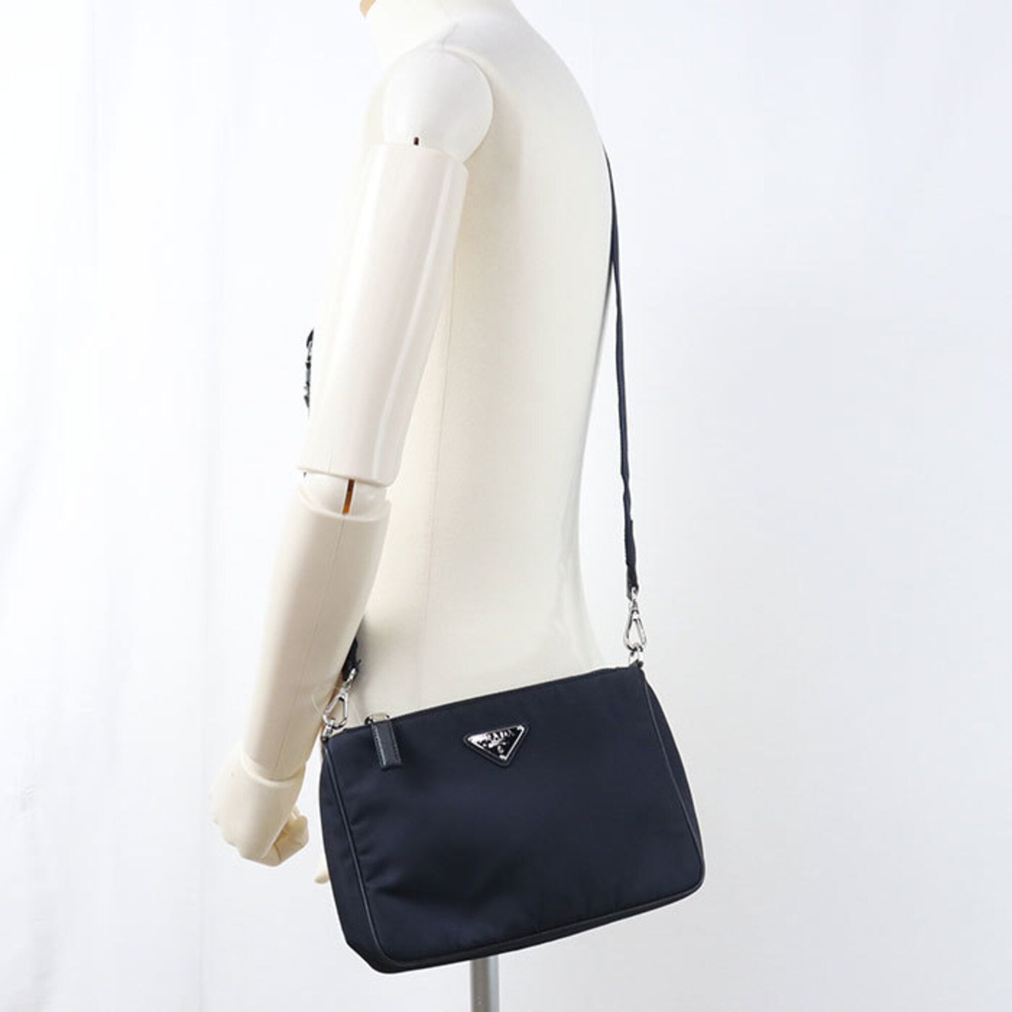 Nylon Shoulder Bag (Pre-Owned) - Prada - Modalova