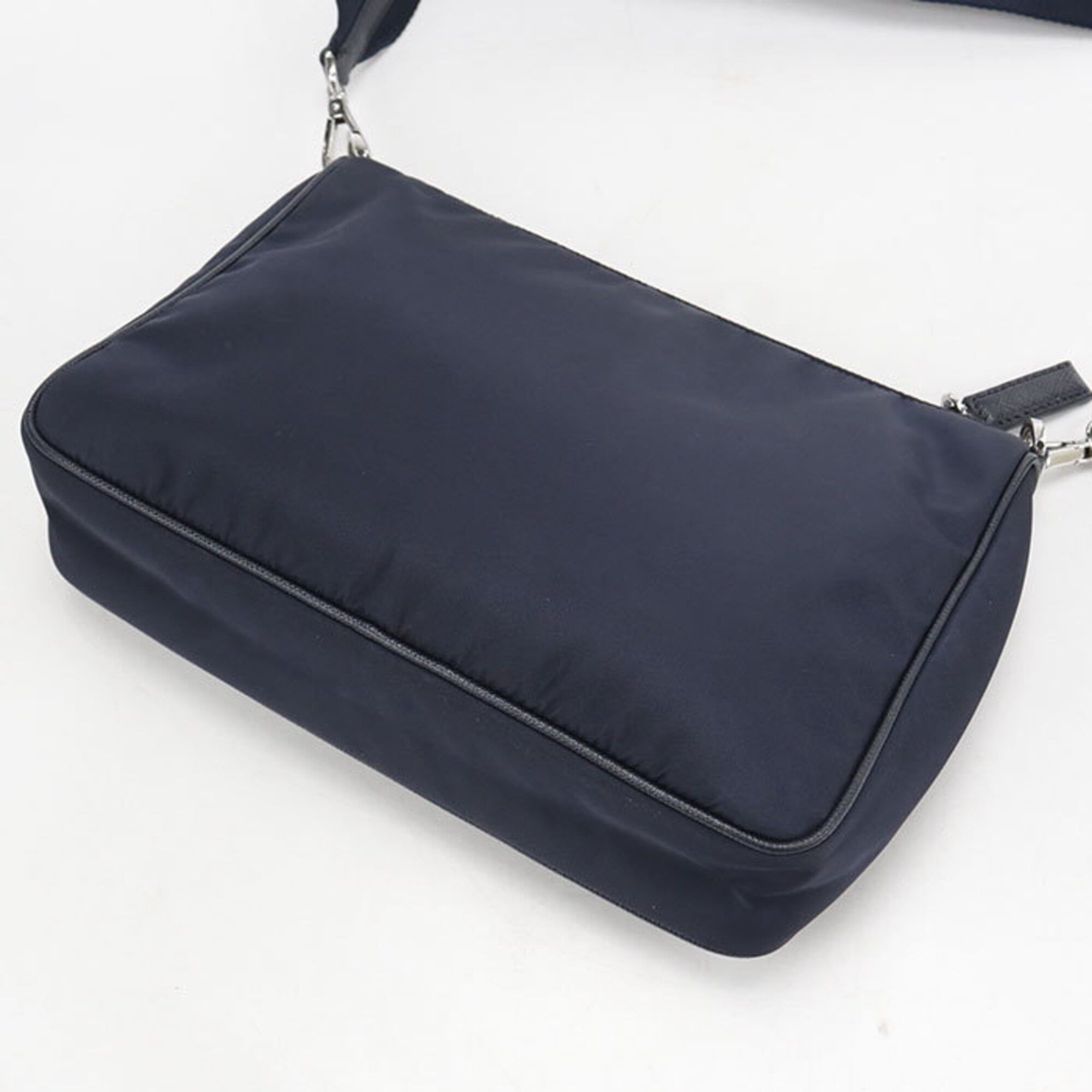 Nylon Shoulder Bag (Pre-Owned) - Prada - Modalova