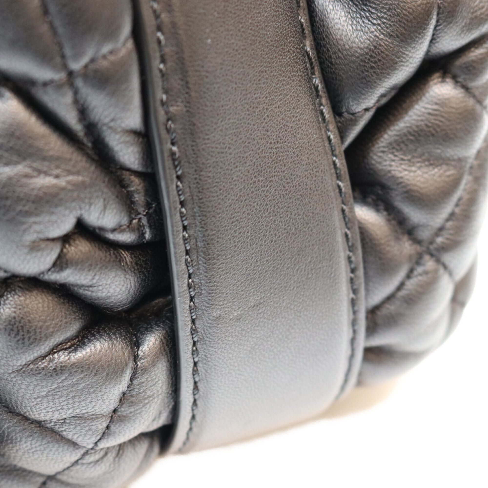Leather Shoulder Bag (Pre-Owned) - Chanel - Modalova