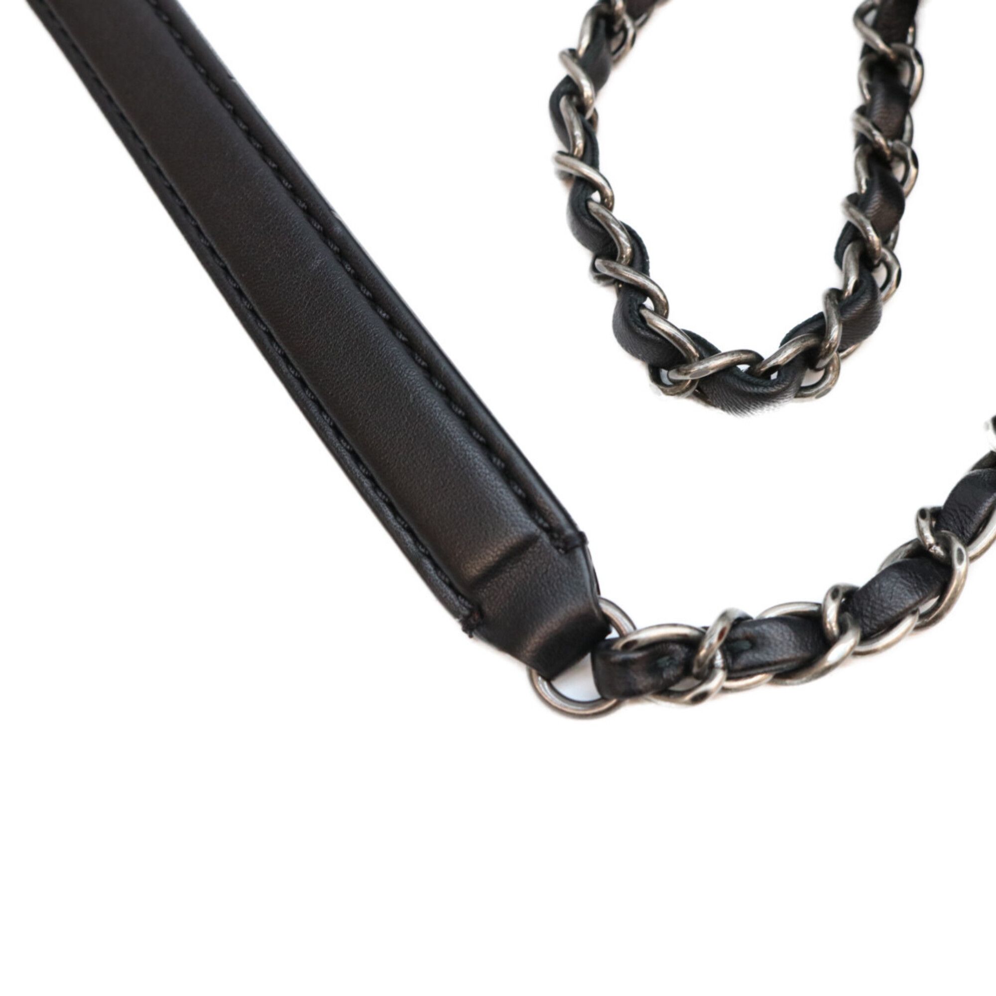 Leather Shoulder Bag (Pre-Owned) - Chanel - Modalova