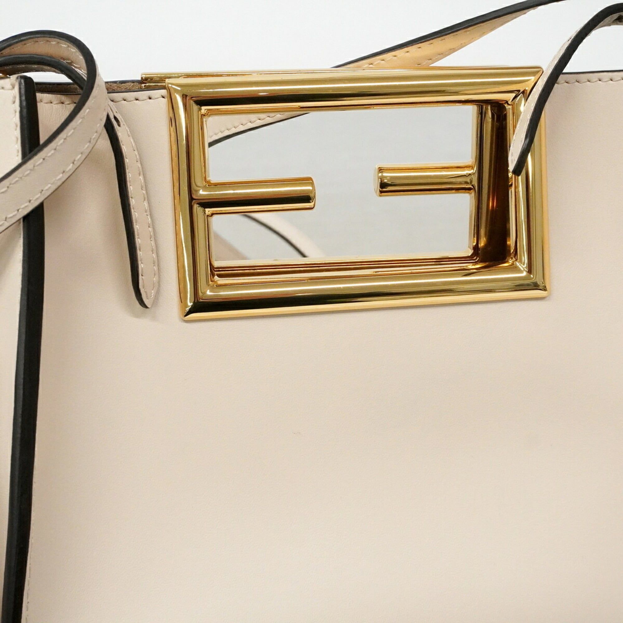 Leather Handbag (Pre-Owned) - Fendi - Modalova