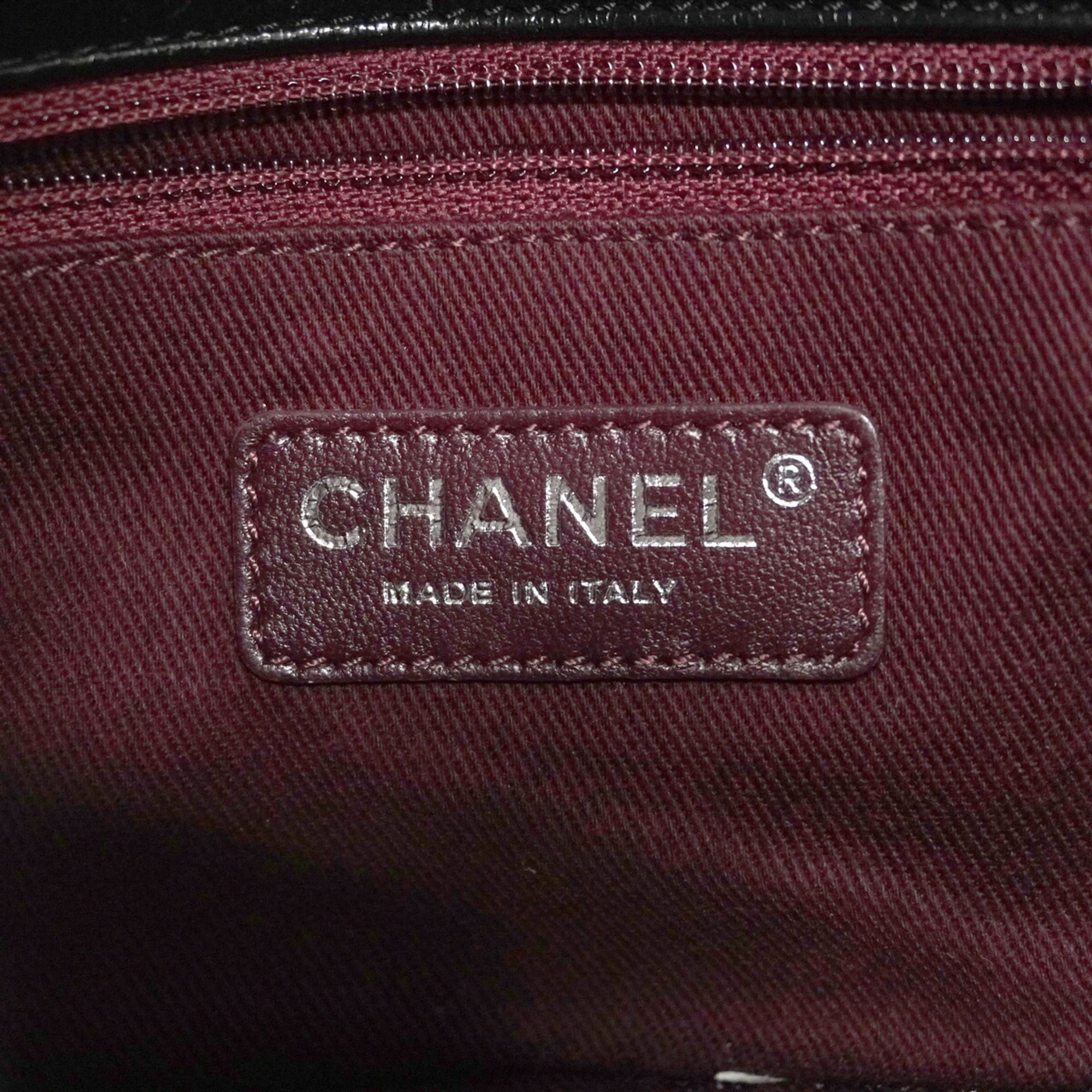 Leather Shoulder Bag (Pre-Owned) - Chanel - Modalova