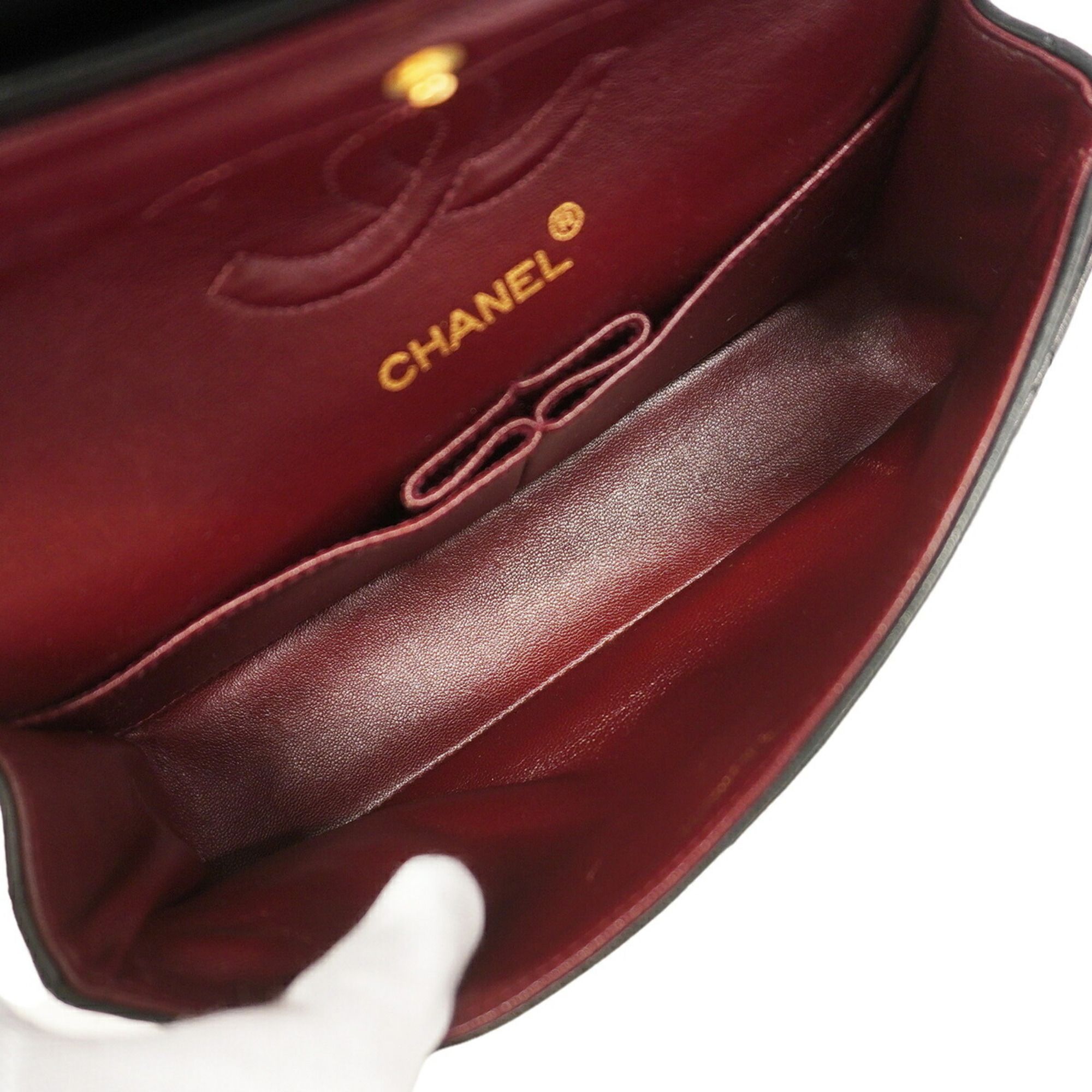 Leather Shoulder Bag (Pre-Owned) - Chanel - Modalova