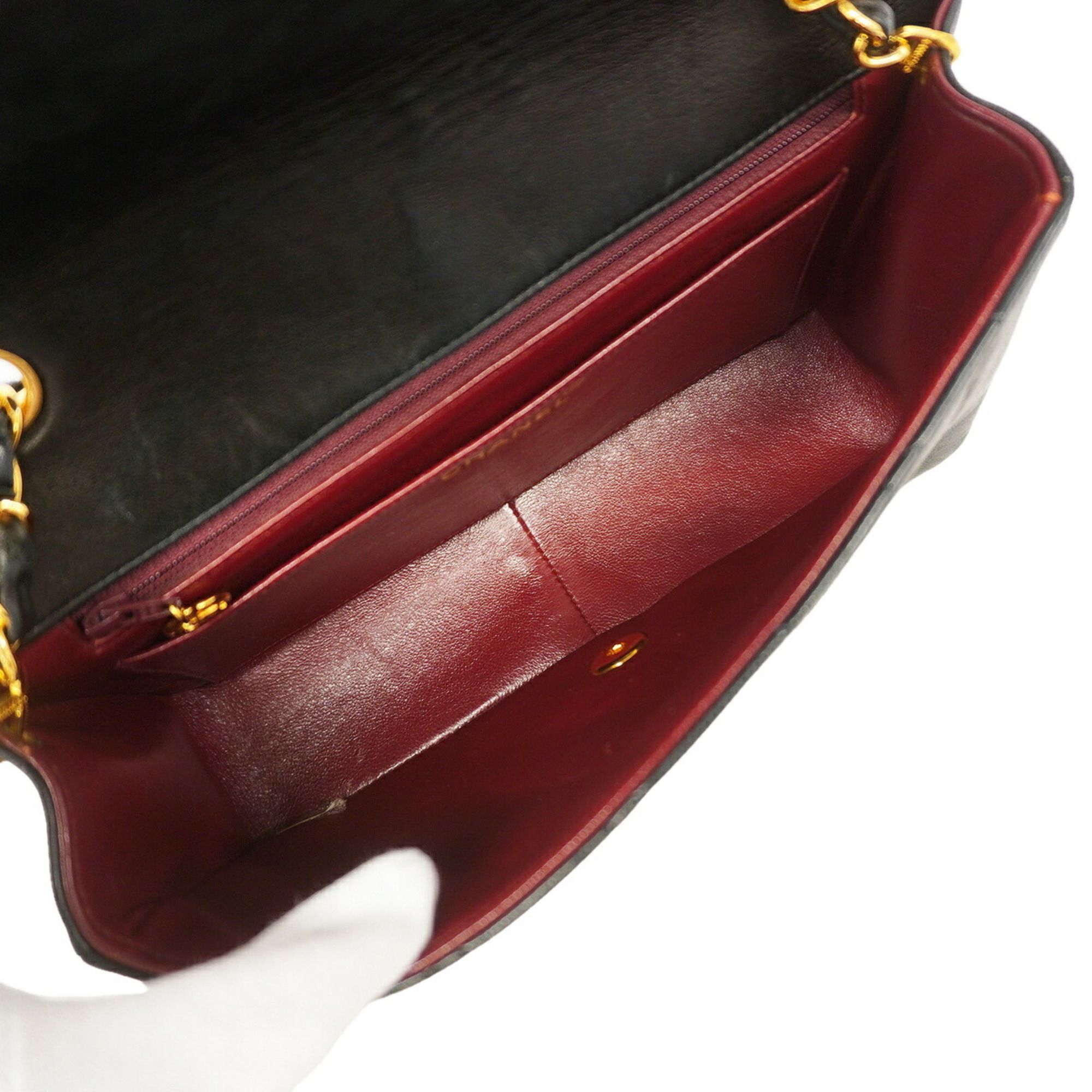 Leather Shoulder Bag (Pre-Owned) - Chanel - Modalova