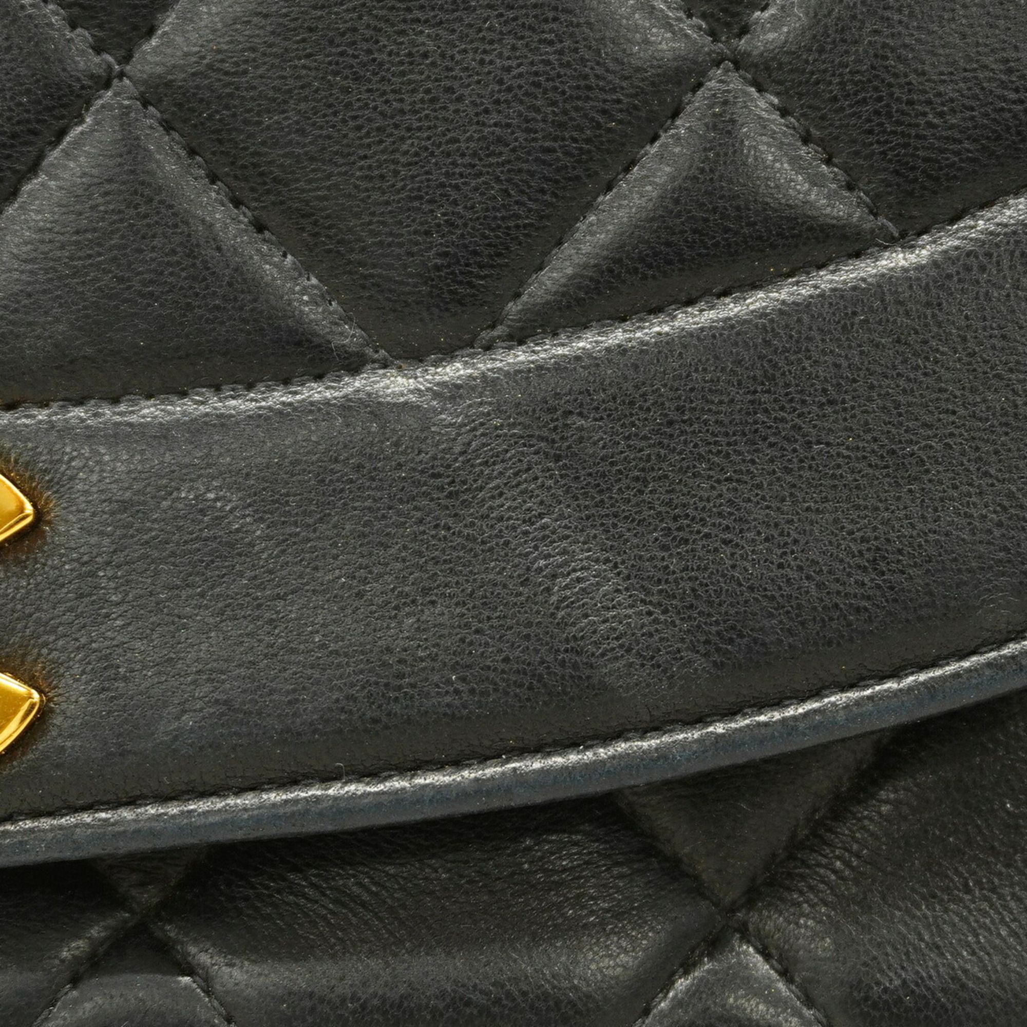 Leather Shoulder Bag (Pre-Owned) - Chanel - Modalova
