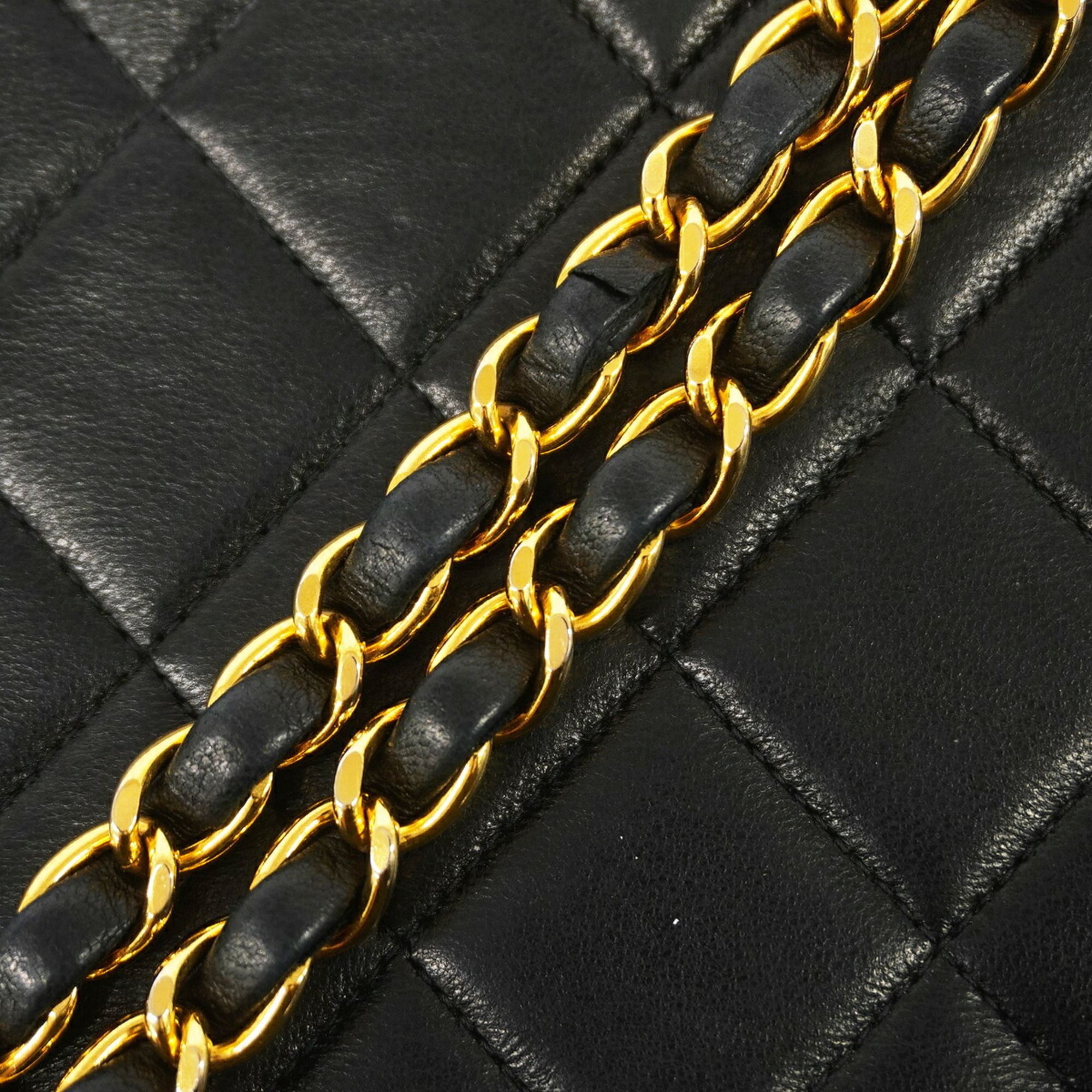 Leather Shoulder Bag (Pre-Owned) - Chanel - Modalova