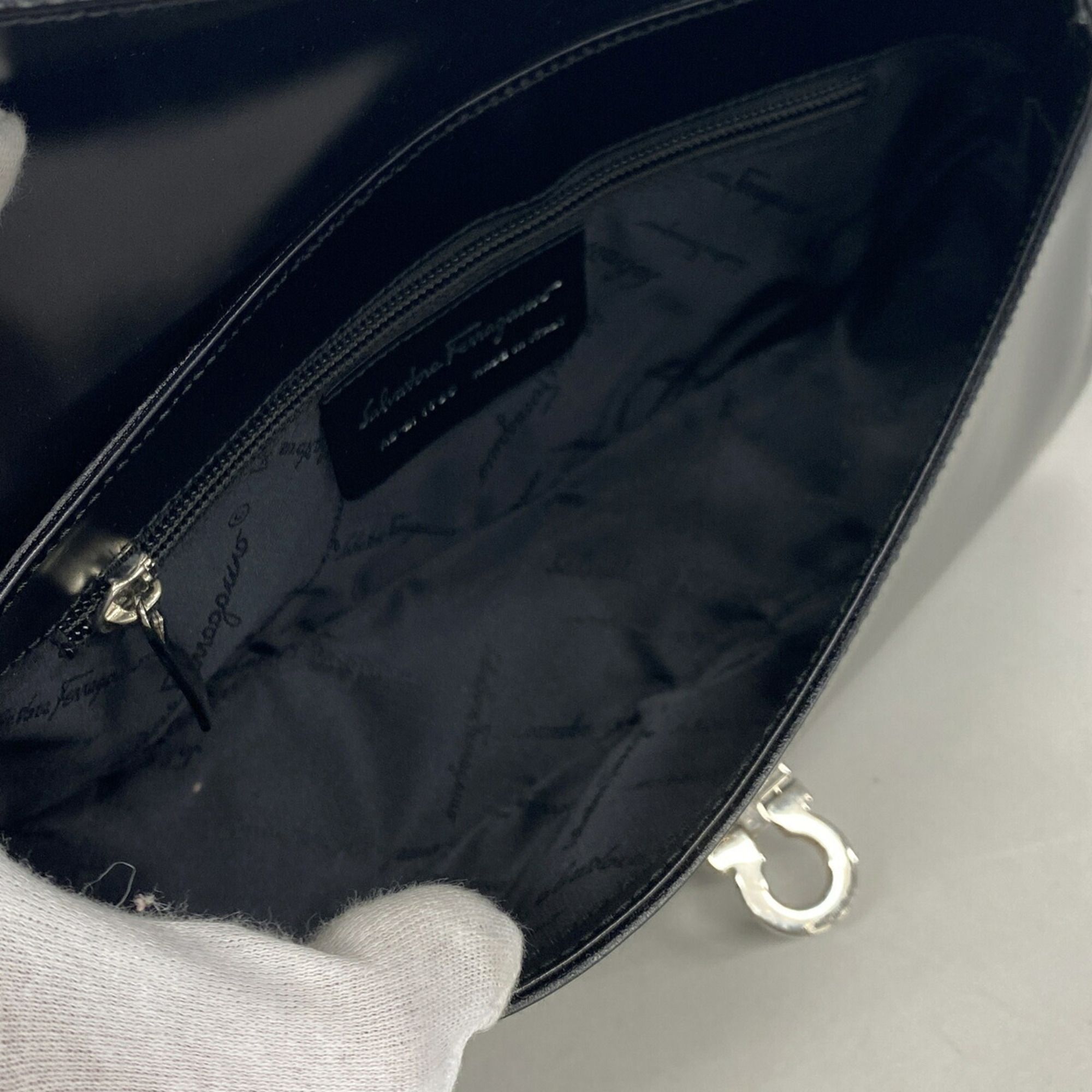 Leather Shoulder Bag (Pre-Owned) - Salvatore Ferragamo - Modalova