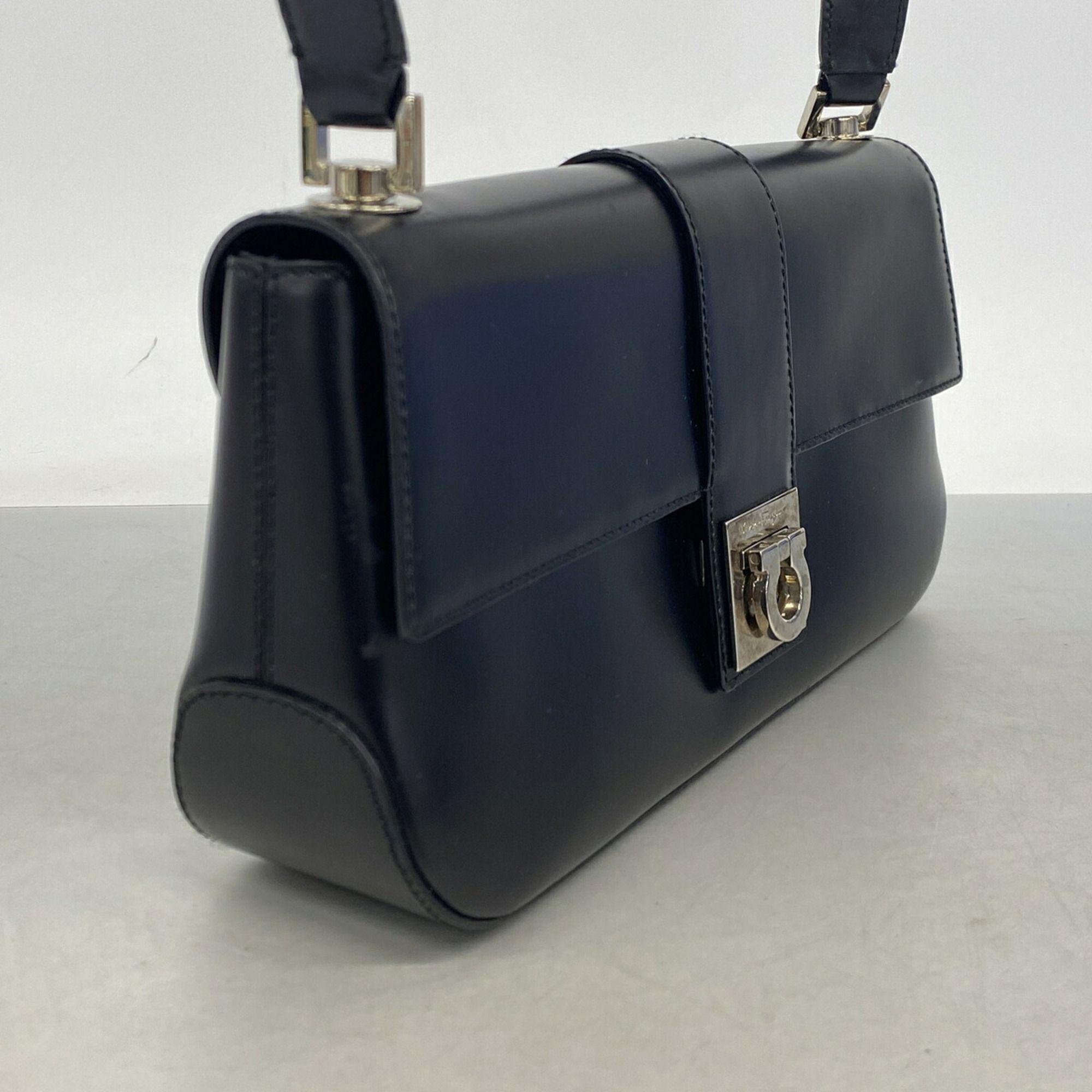Leather Shoulder Bag (Pre-Owned) - Salvatore Ferragamo - Modalova