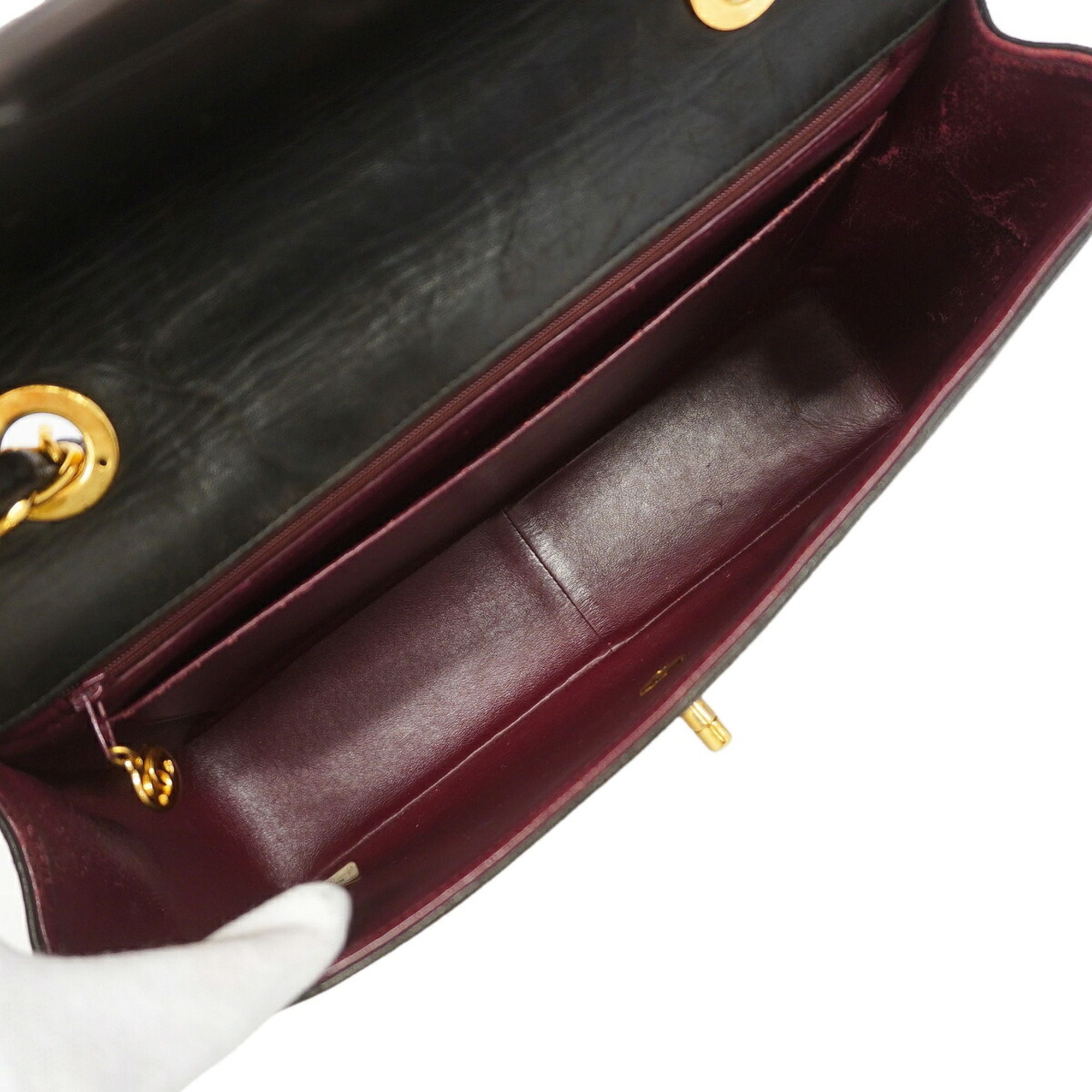 Leather Shoulder Bag (Pre-Owned) - Chanel - Modalova