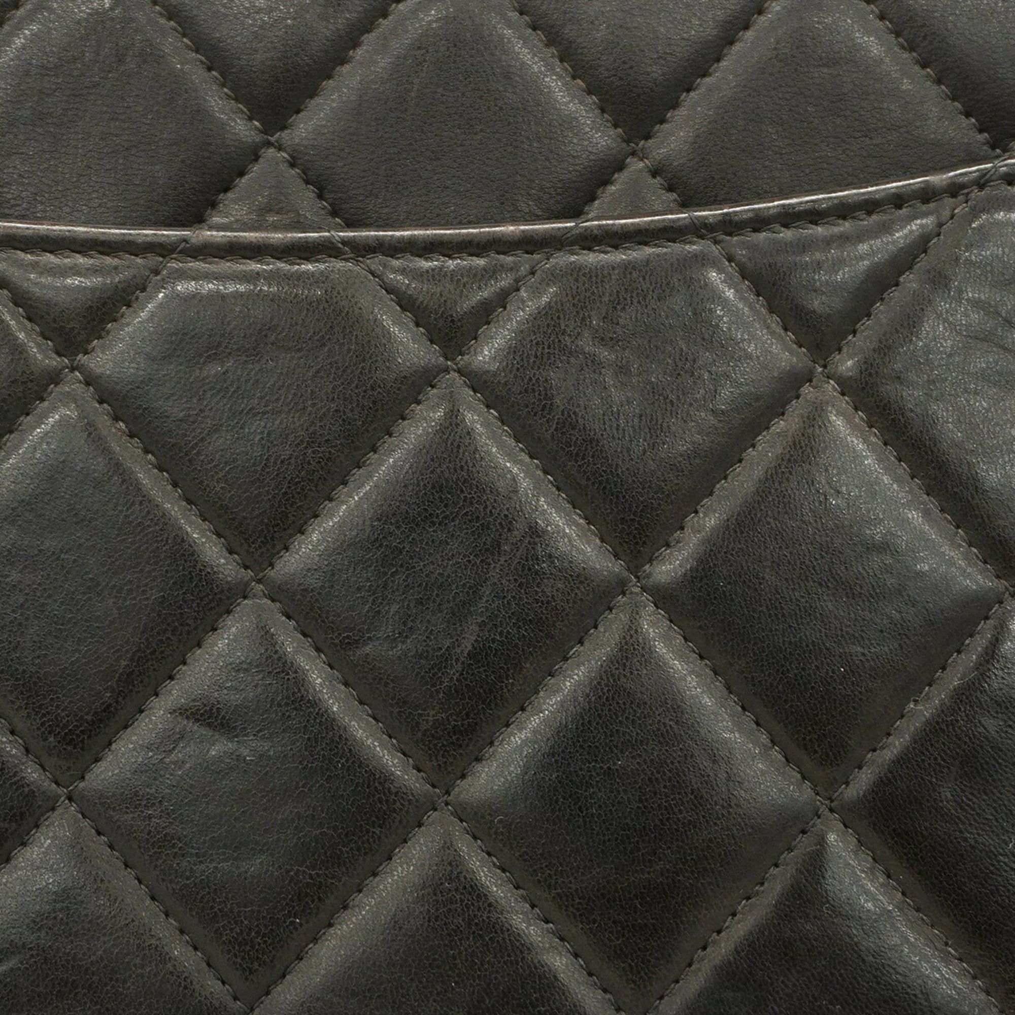 Leather Shoulder Bag (Pre-Owned) - Chanel - Modalova