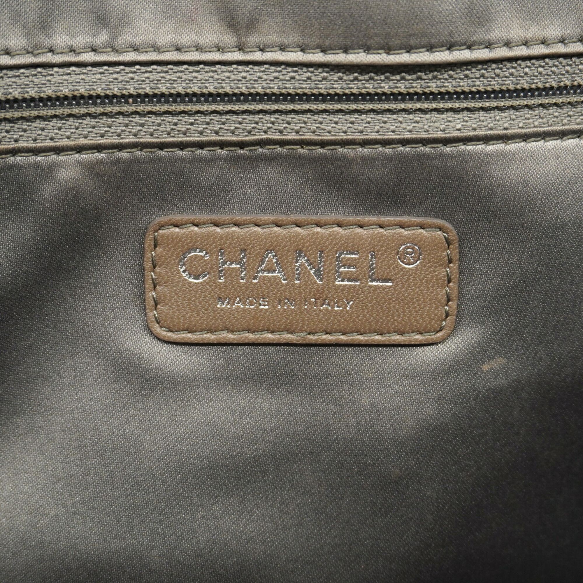 Leather Shoulder Bag (Pre-Owned) - Chanel - Modalova