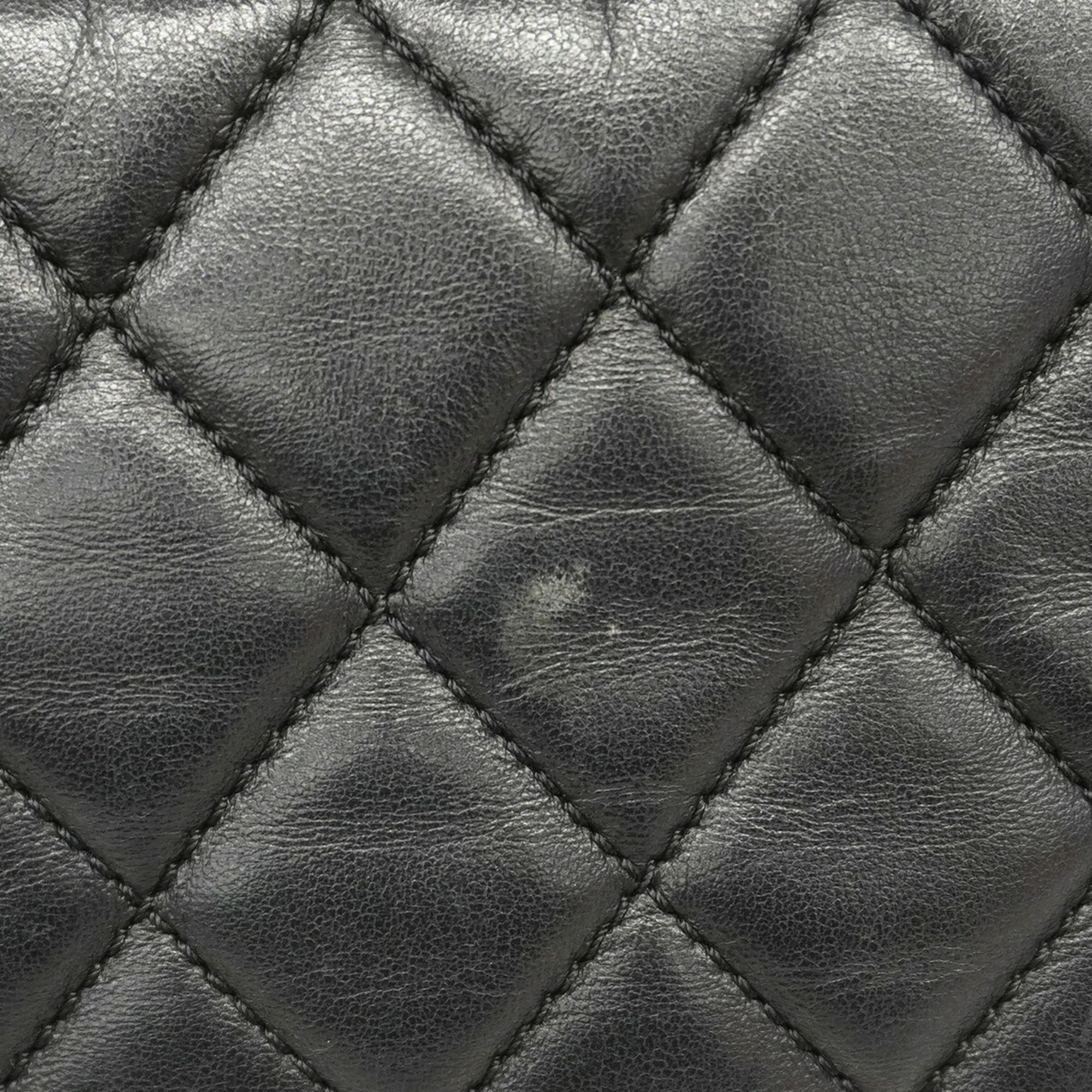 Leather Shoulder Bag (Pre-Owned) - Chanel - Modalova
