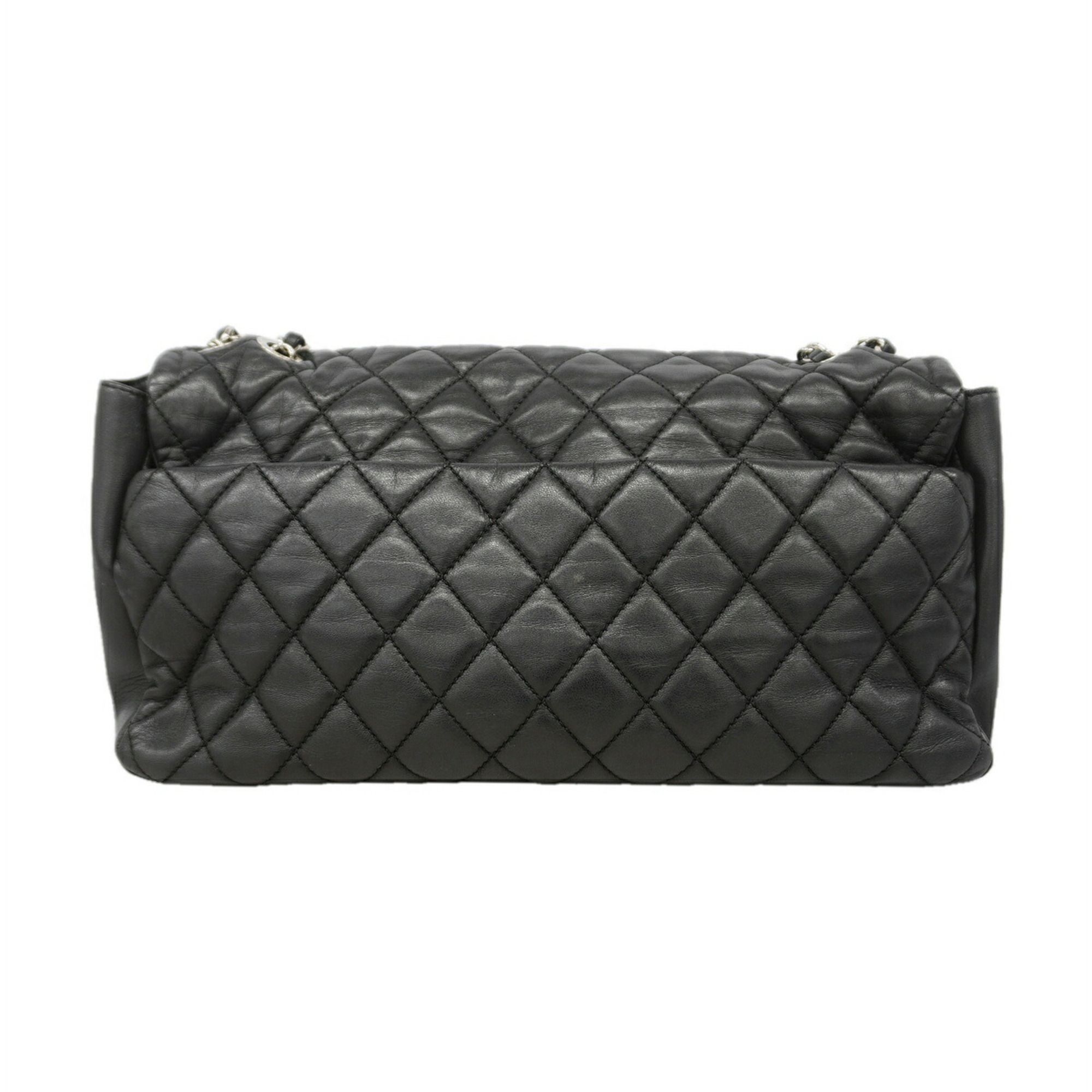 Leather Shoulder Bag (Pre-Owned) - Chanel - Modalova