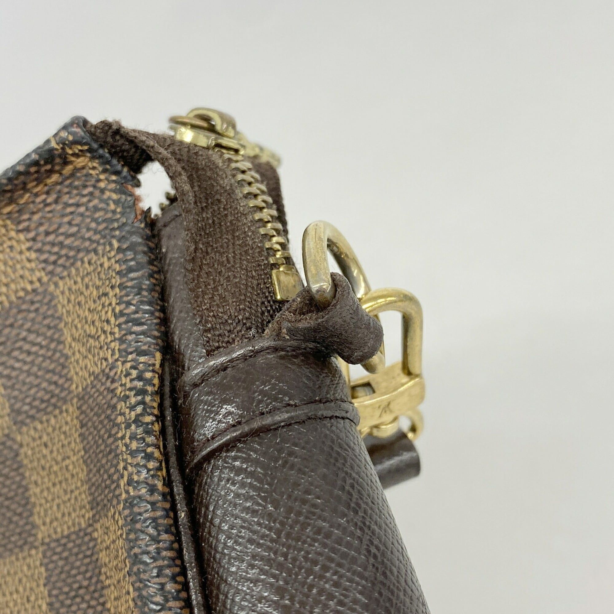 Pouch (Pre-Owned) - Louis Vuitton - Modalova