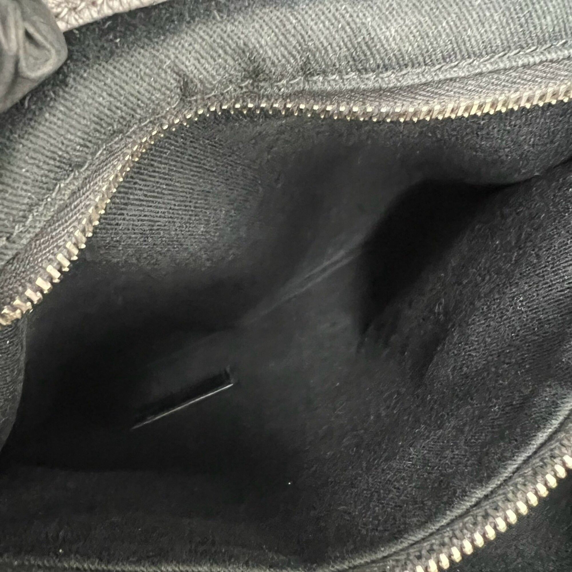 Leather Backpack (Pre-Owned) - Yves Saint Laurent - Modalova