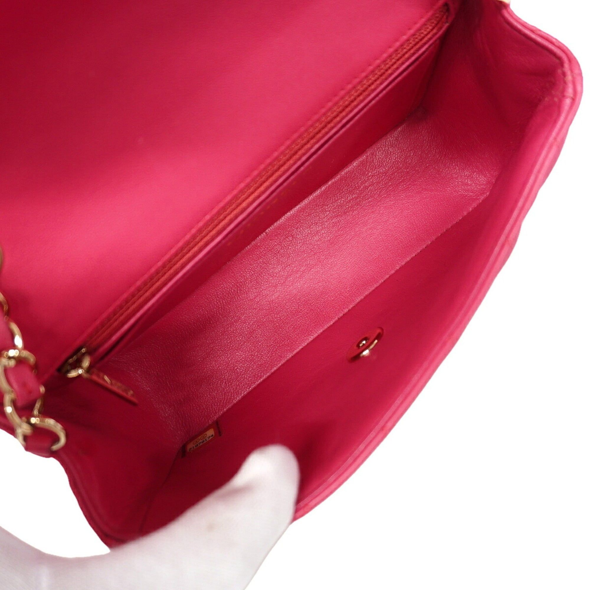 Leather Shoulder Bag (Pre-Owned) - Chanel - Modalova
