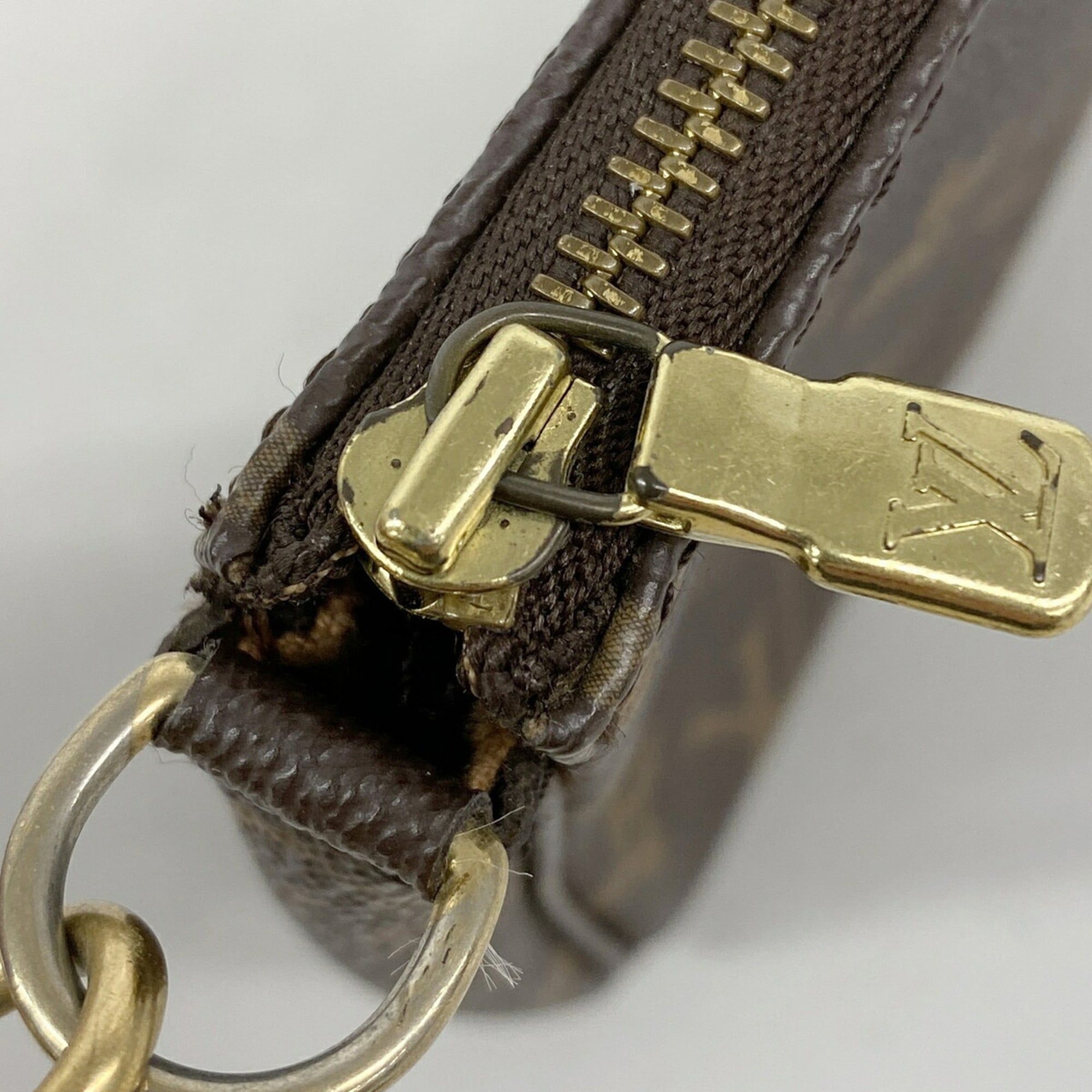 Pouch (Pre-Owned) - Louis Vuitton - Modalova