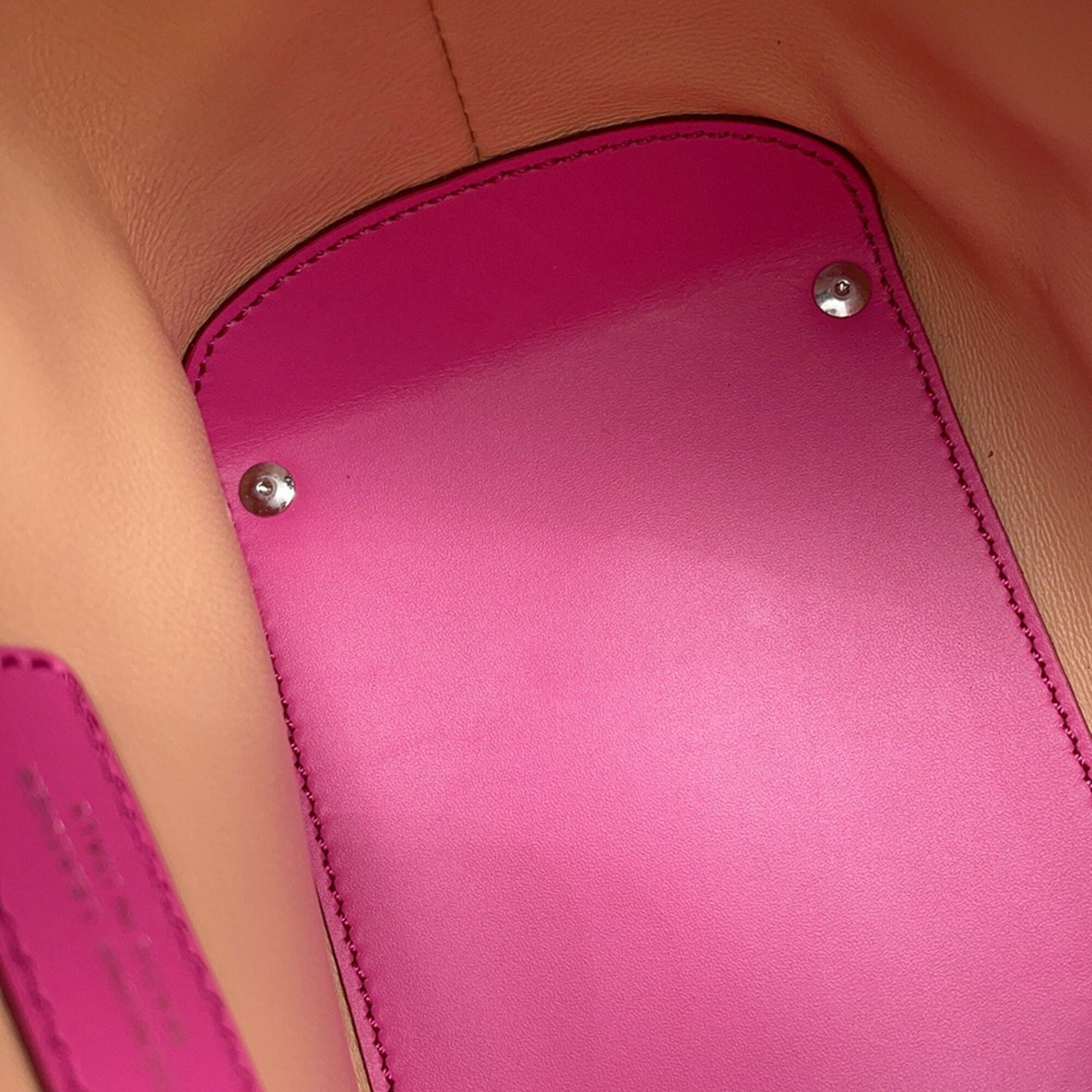 Leather Handbag (Pre-Owned) - Tod's - Modalova