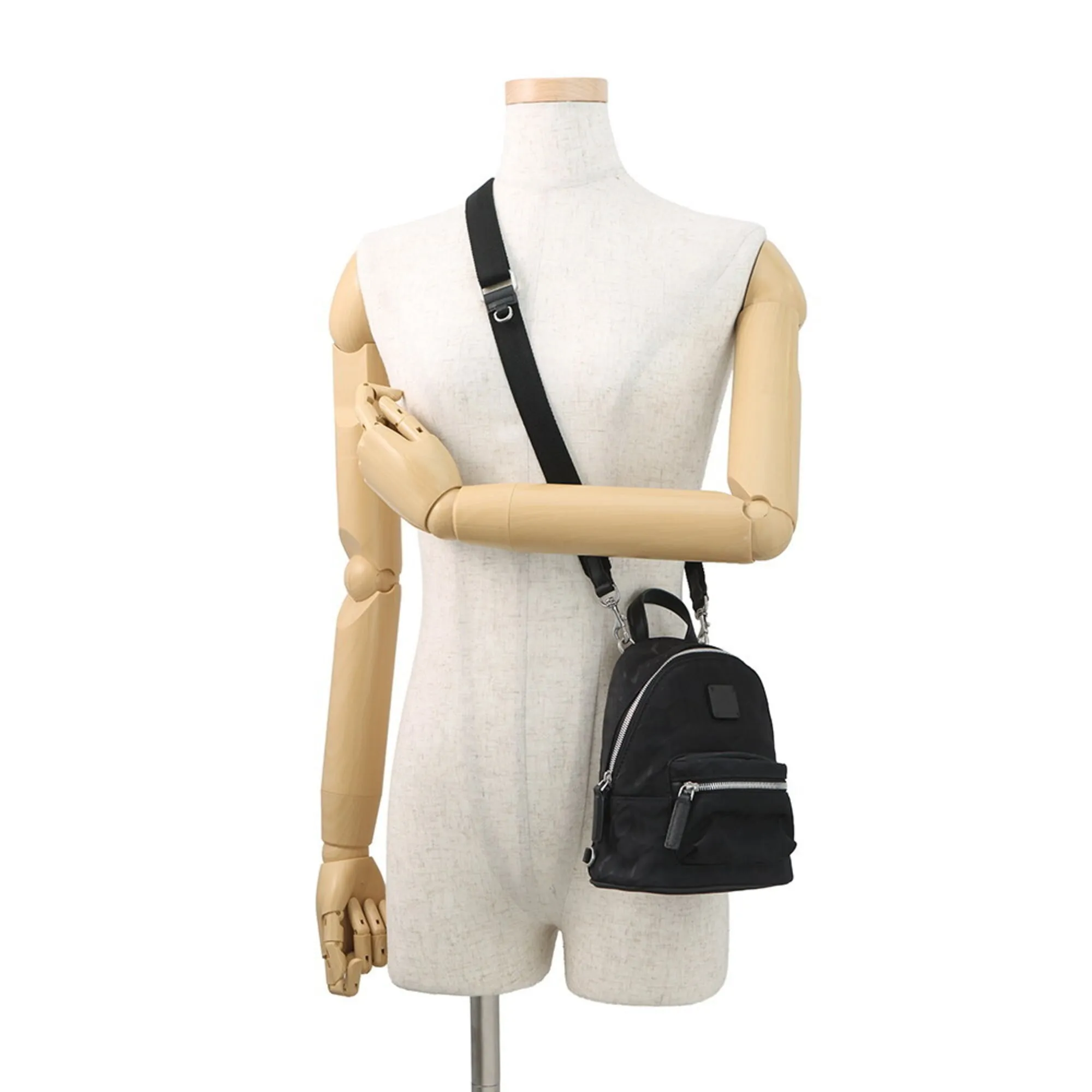 Nylon Shoulder Bag (Pre-Owned) - MCM - Modalova