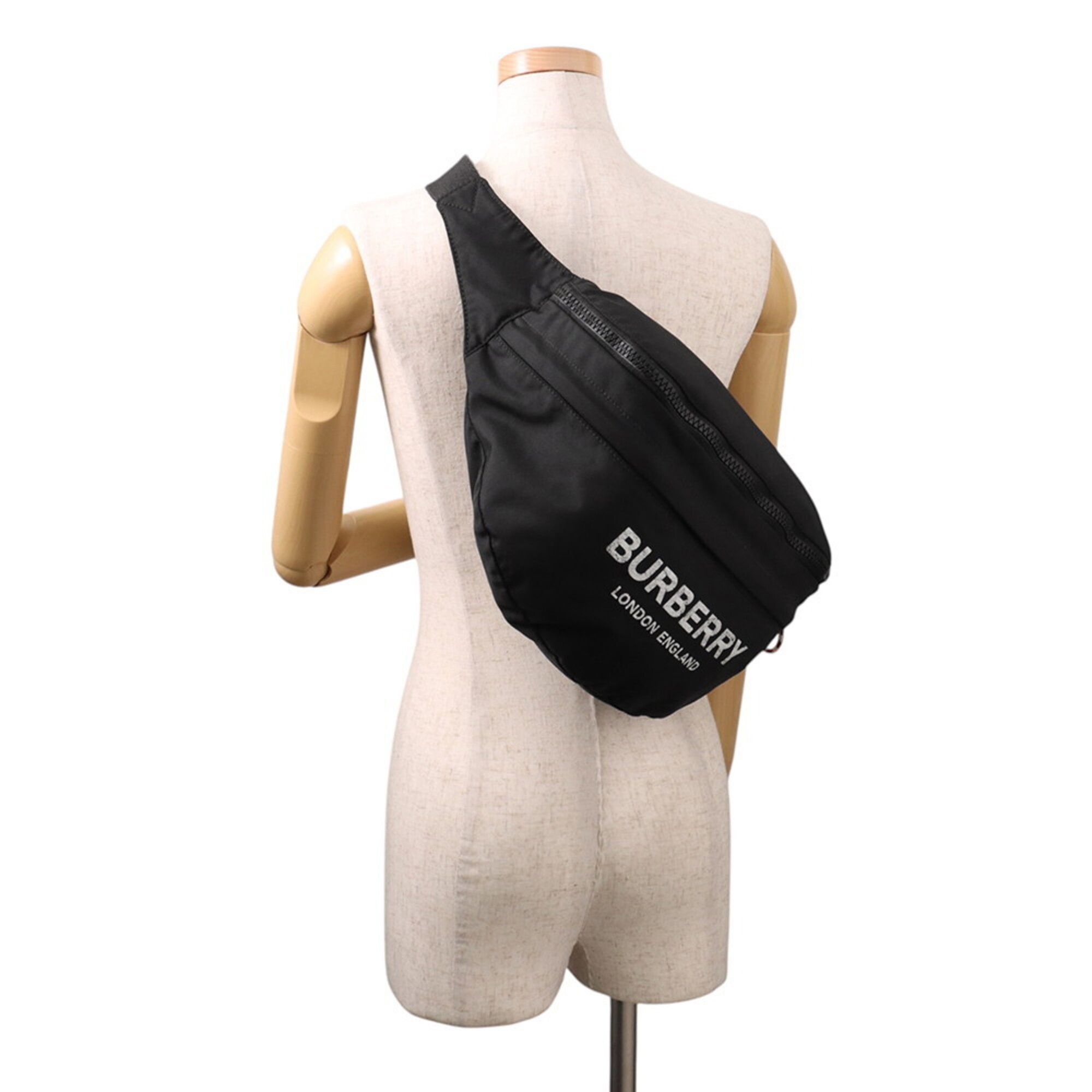 Nylon Sling Bag (Pre-Owned) - Burberry - Modalova