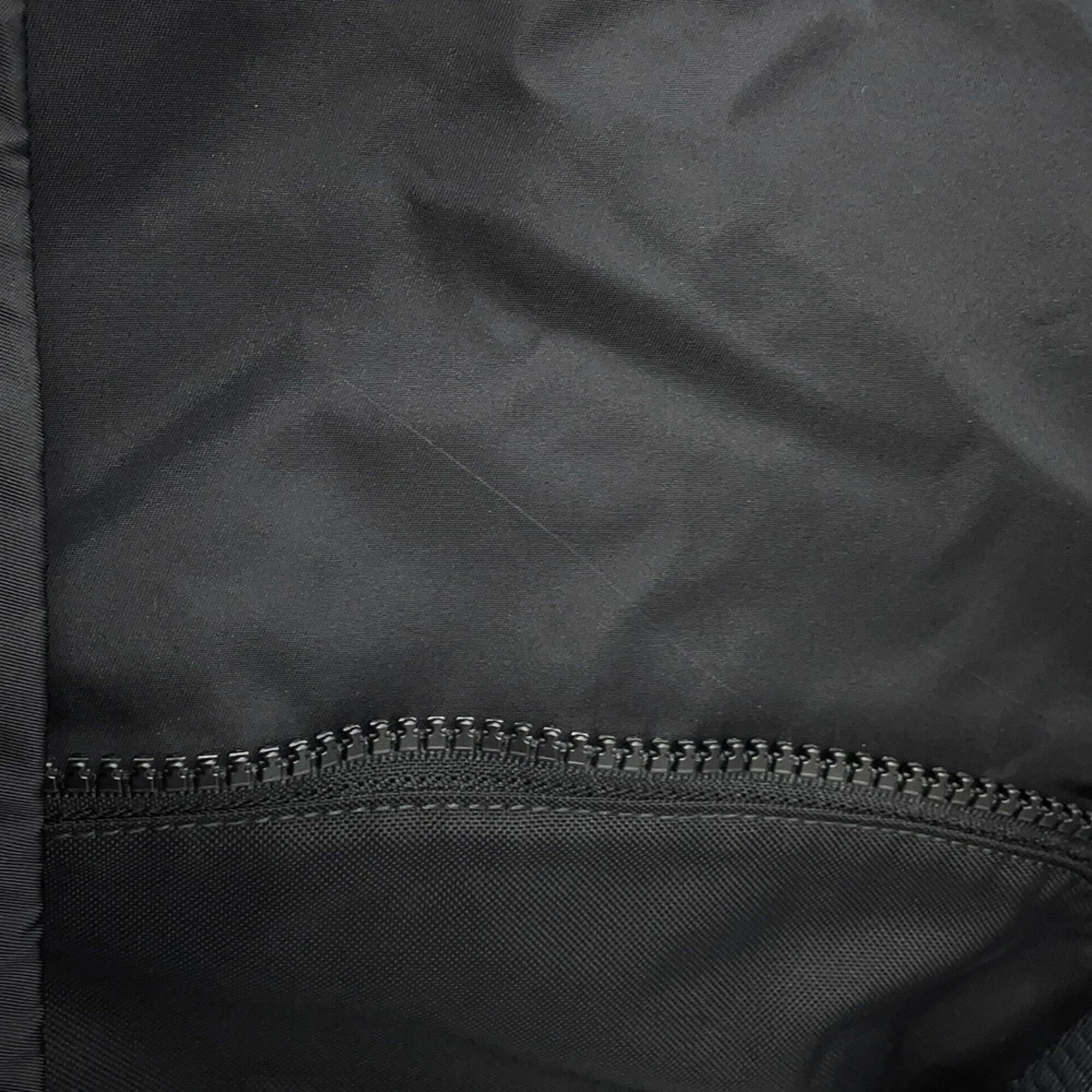Nylon Sling Bag (Pre-Owned) - Burberry - Modalova