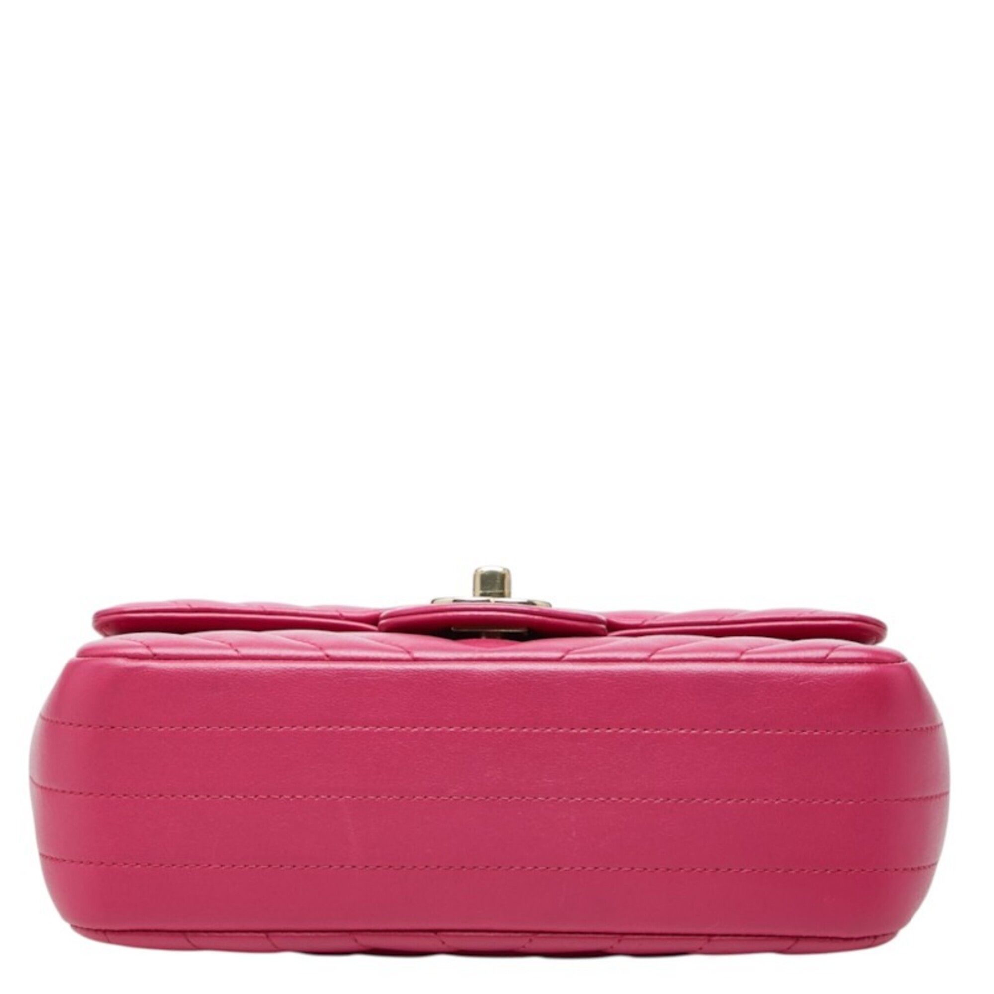 Leather Shoulder Bag (Pre-Owned) - Chanel - Modalova