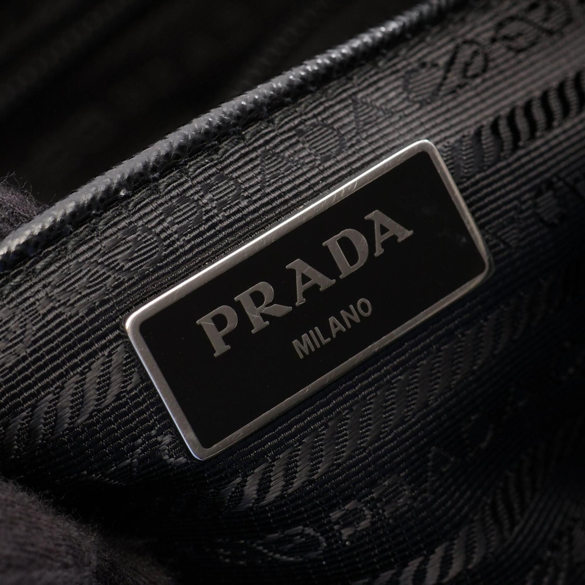 Nylon Saffiano Triangle Backpack Handbag (Pre-Owned) - Prada - Modalova