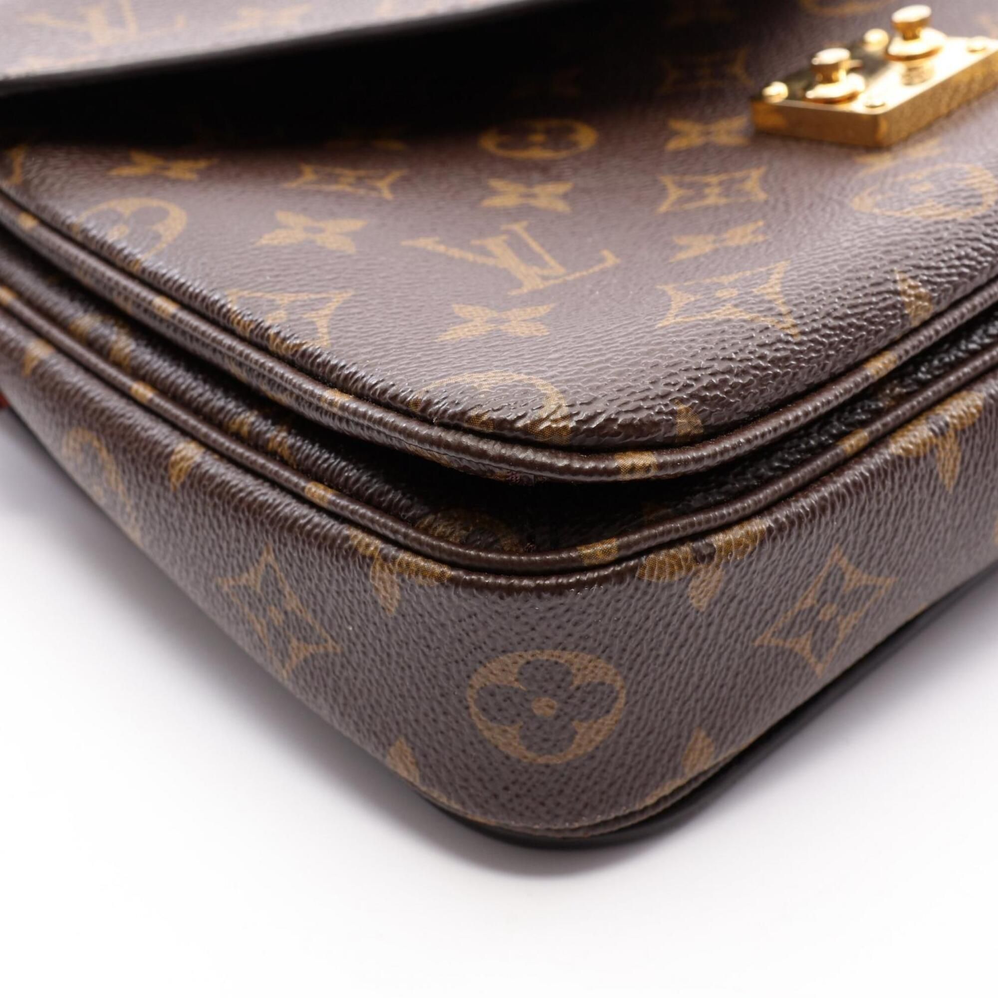 Leather Handbag Pochette (Pre-Owned) - Louis Vuitton - Modalova