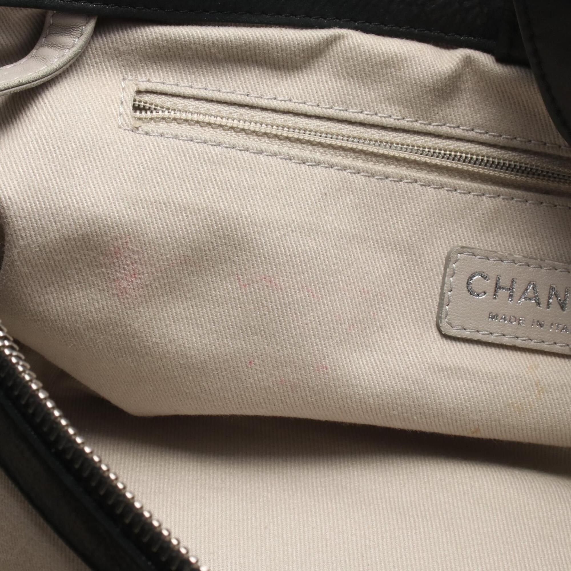 Leather Handbag Shoulder Bag (Pre-Owned) - Chanel - Modalova