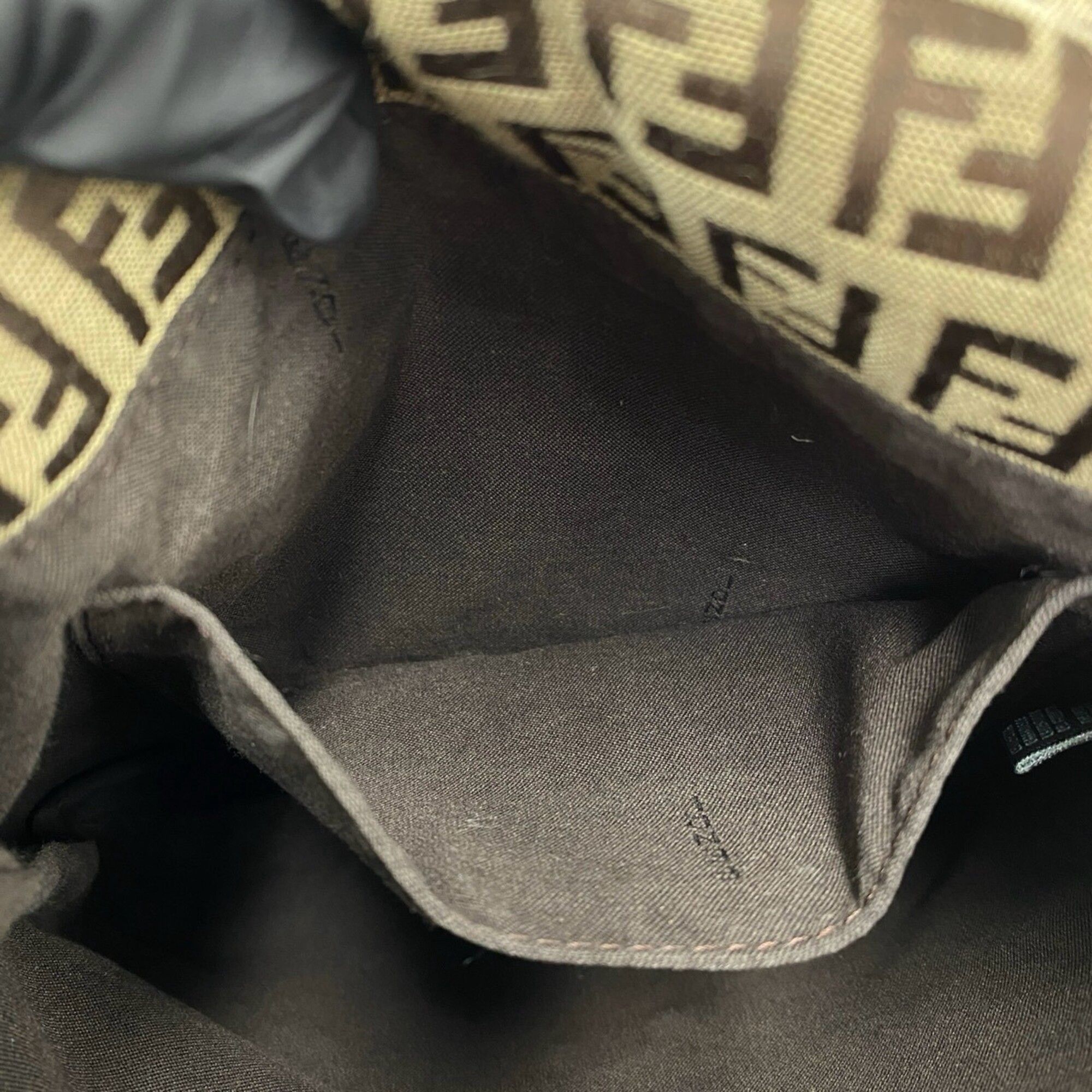 Canvas Leather Shoulder Bag (Pre-Owned) - Fendi - Modalova