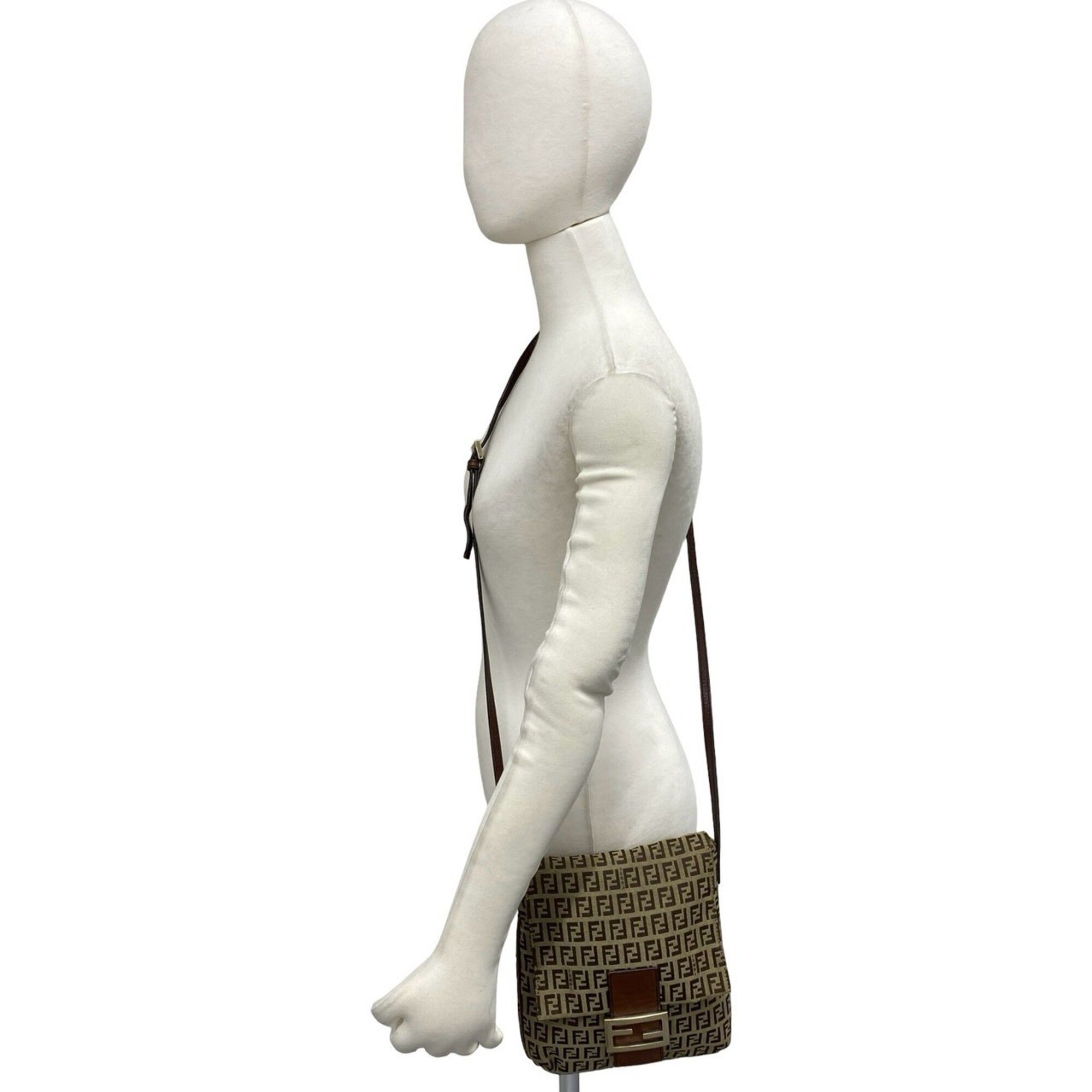 Canvas Leather Shoulder Bag (Pre-Owned) - Fendi - Modalova