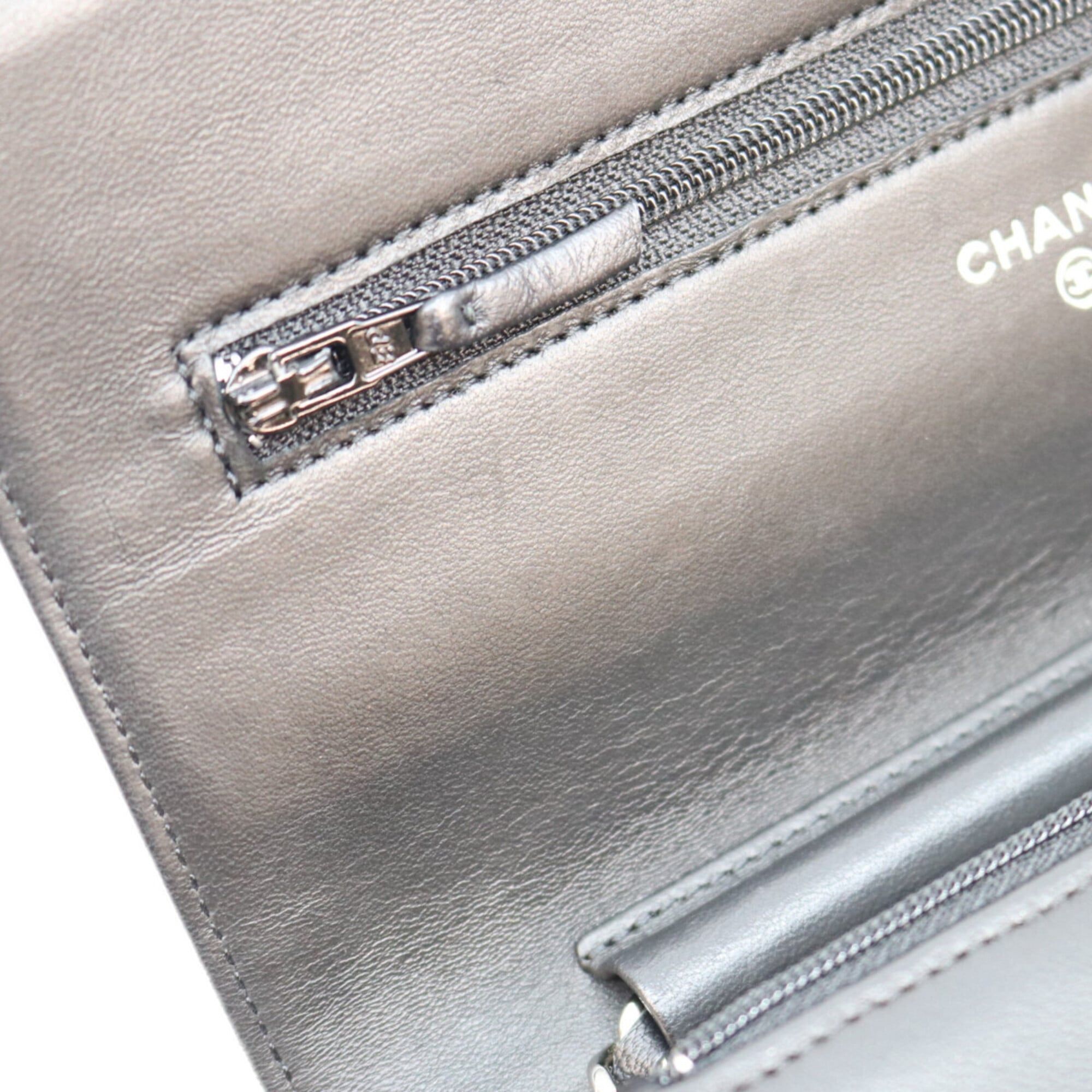Leather Shoulder Bag (Pre-Owned) - Chanel - Modalova