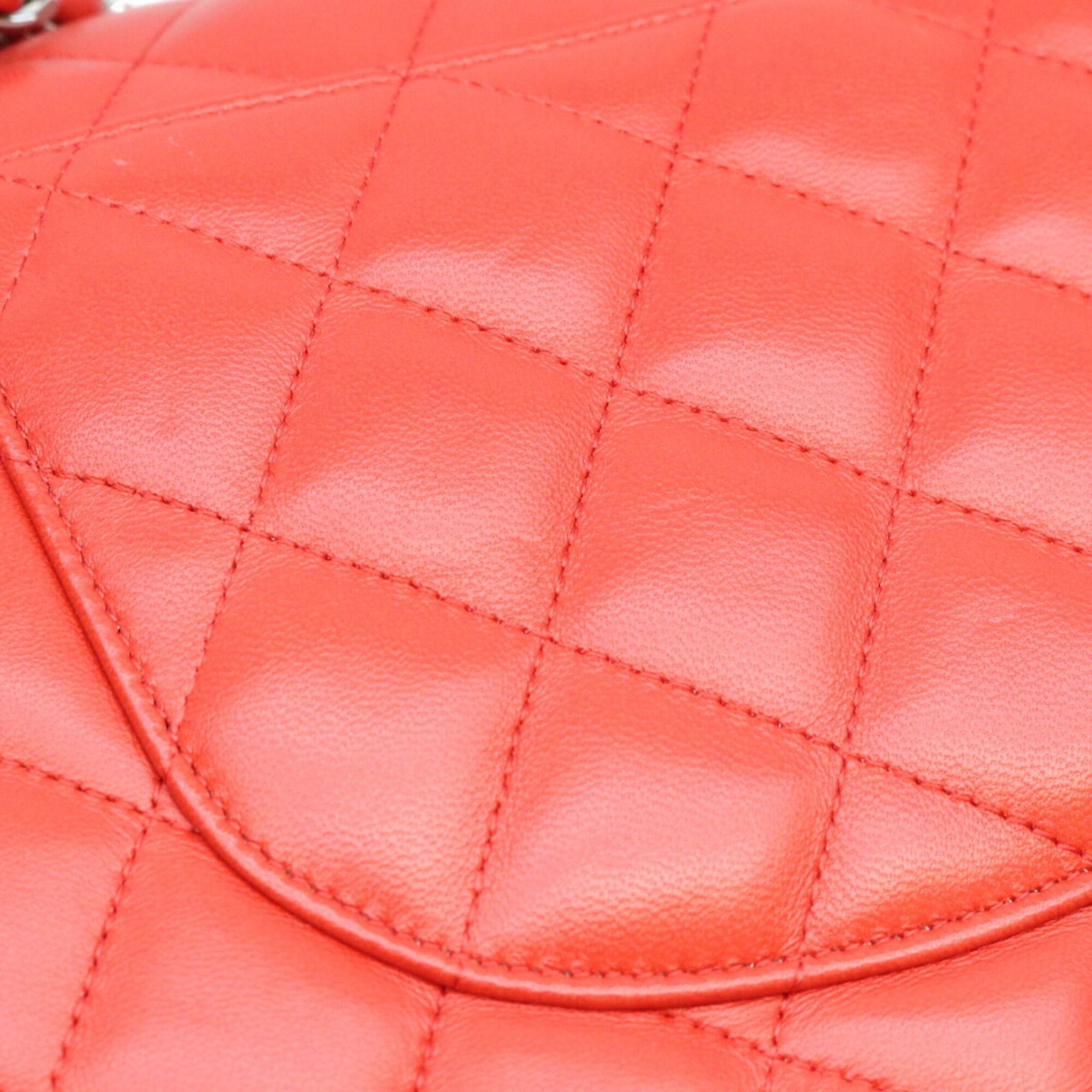 Leather Shoulder Bag (Pre-Owned) - Chanel - Modalova