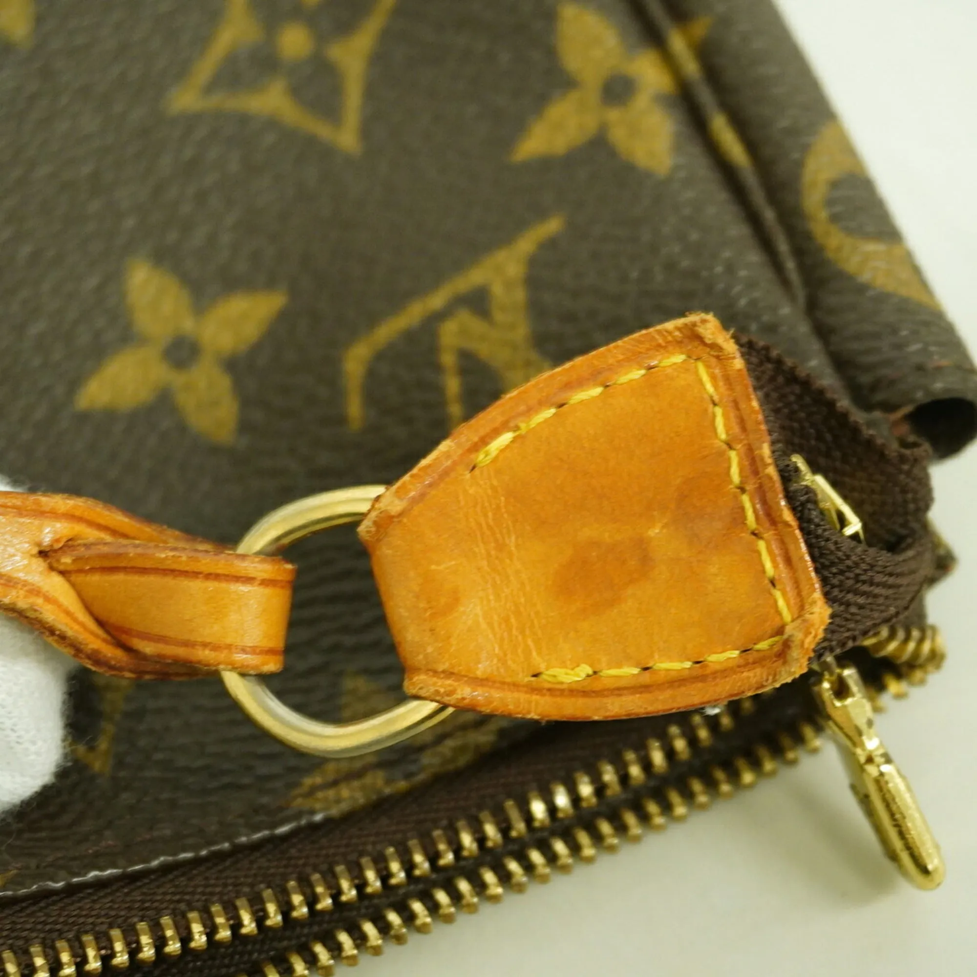 Pouch (Pre-Owned) - Louis Vuitton - Modalova