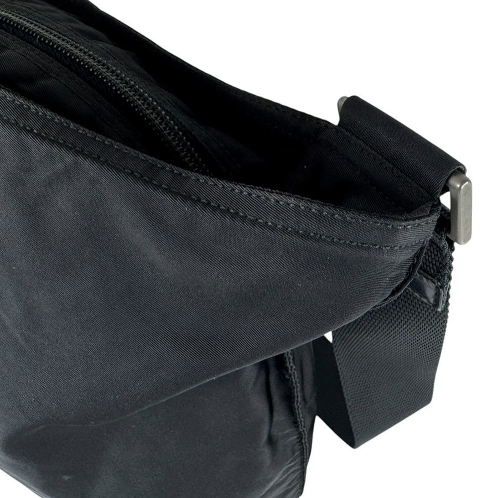 Nylon Shoulder Bag (Pre-Owned) - Prada - Modalova